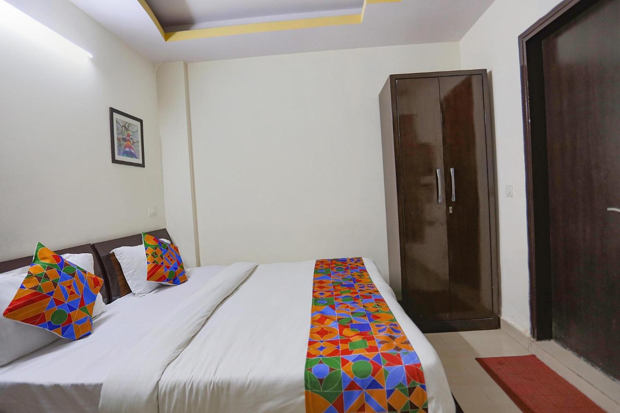 Fabexpress The Paradise - Nr Apollo Hospital 3* Nova Deli