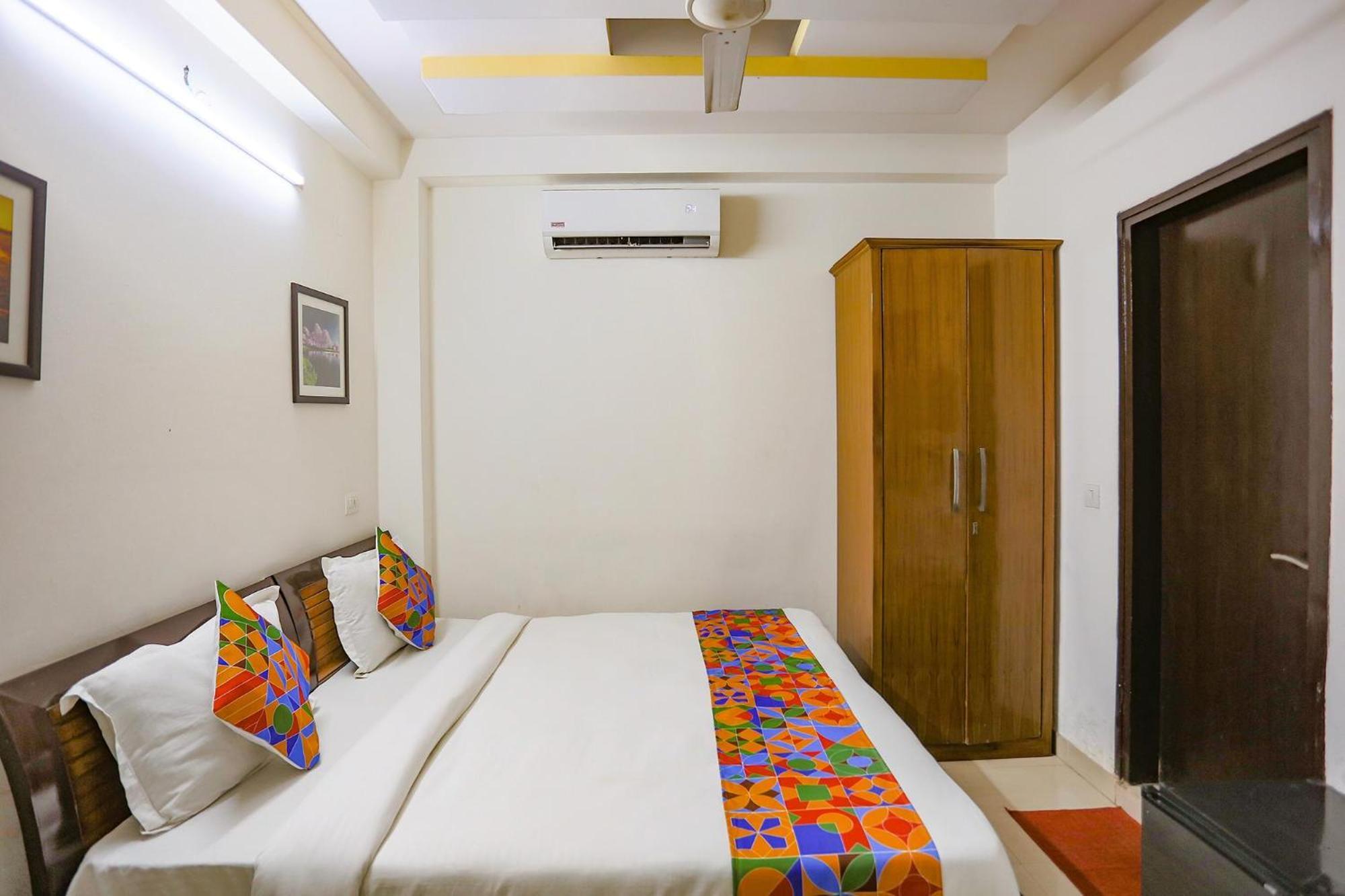 Fabexpress The Paradise - Nr Apollo Hospital Hotel 3*