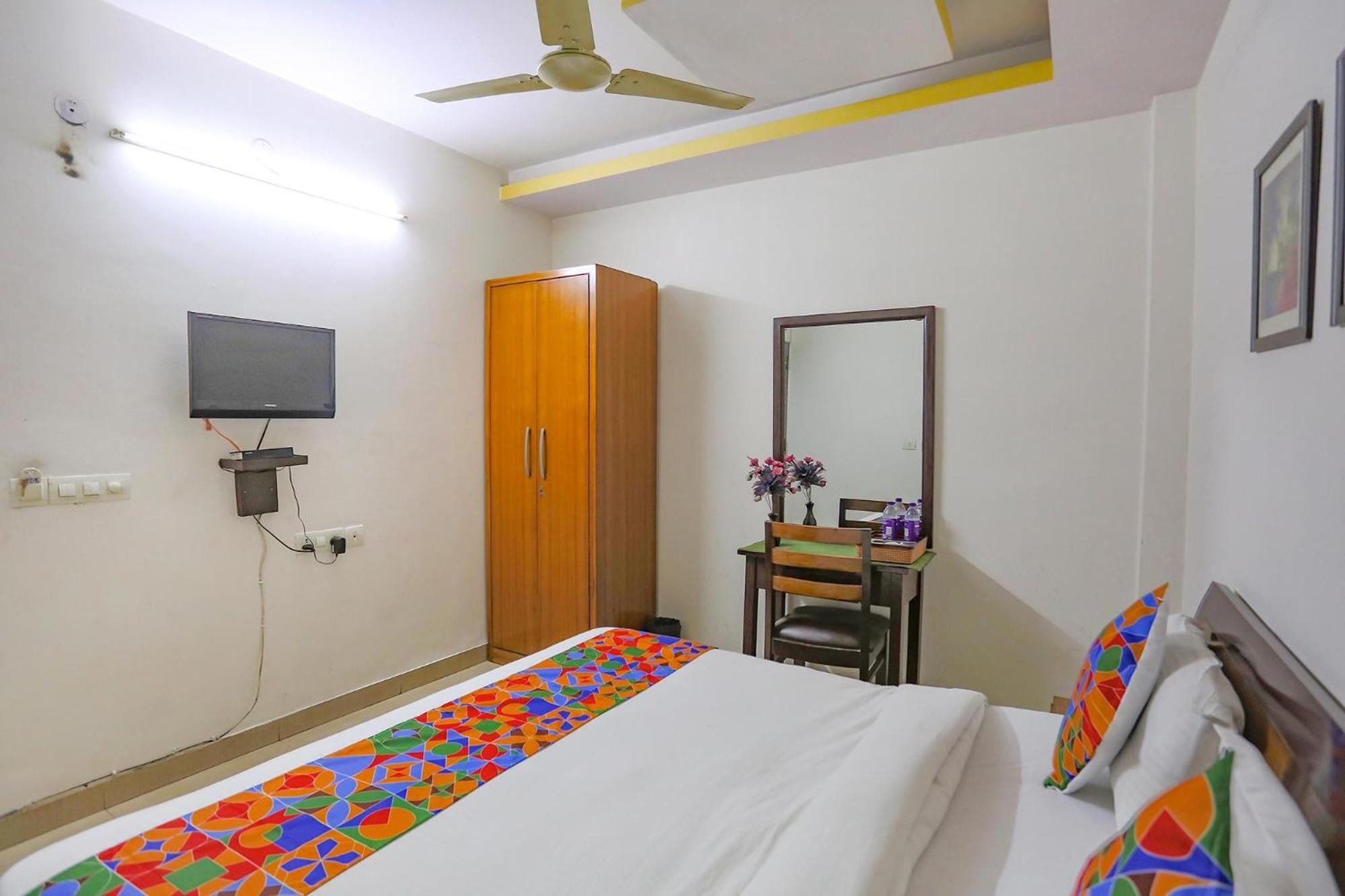 Fabexpress The Paradise - Nr Apollo Hospital Hotel Nova Deli