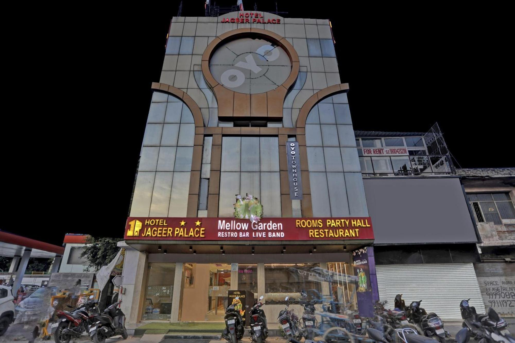Townhouse Jp Grand Near Mayapuri Chowk 4* Nova Deli