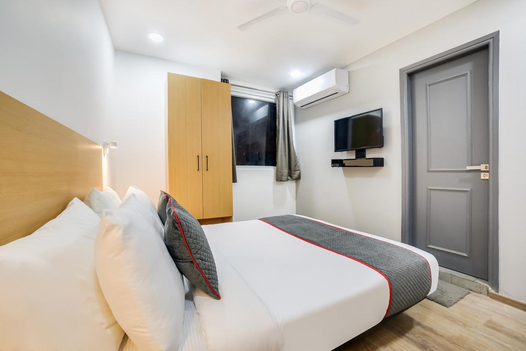 Hotel Super Townhouse Shahdara Near Yamuna Sports Complex Nova Deli