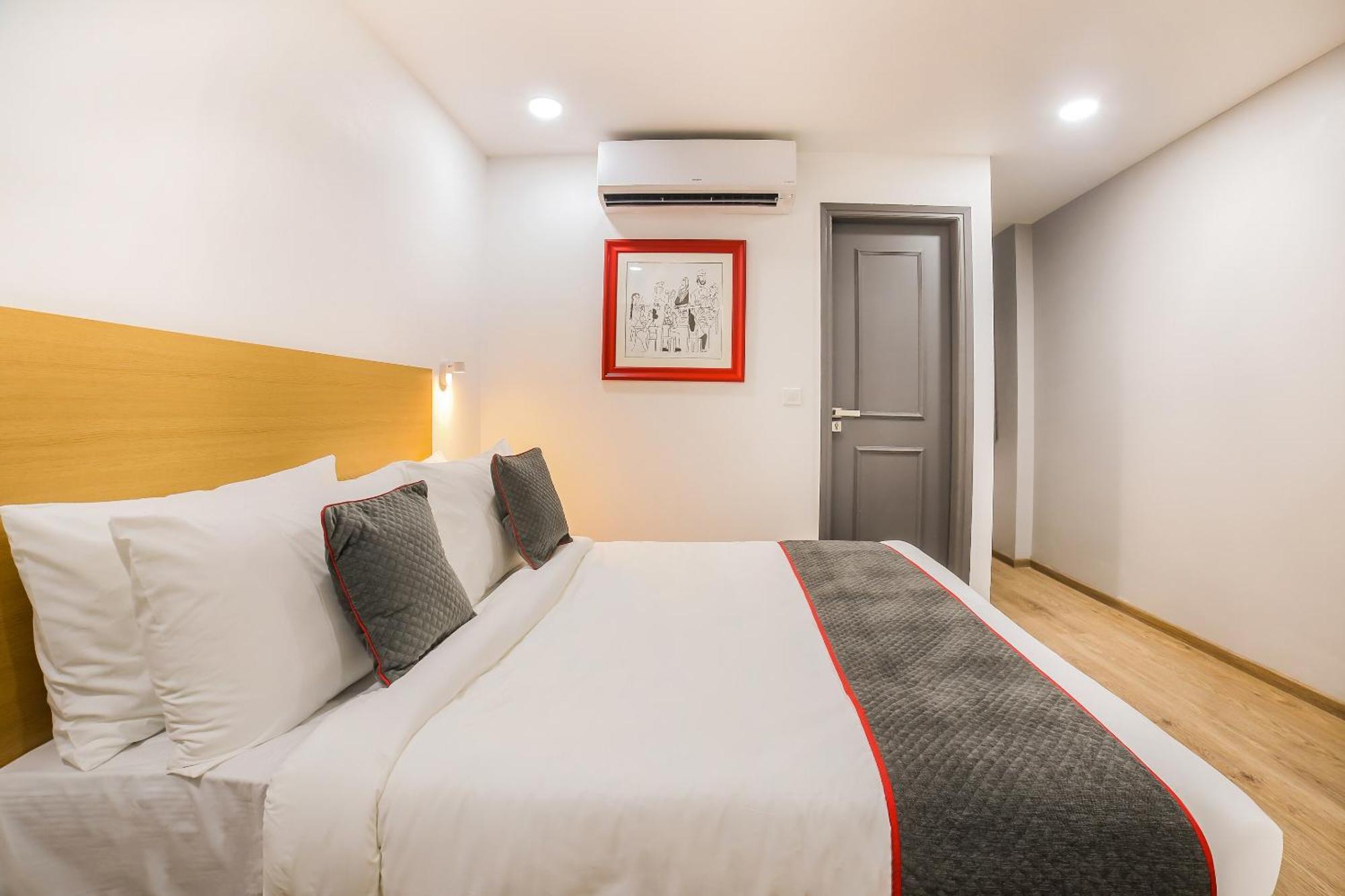 Super Townhouse Shahdara Near Yamuna Sports Complex 4*