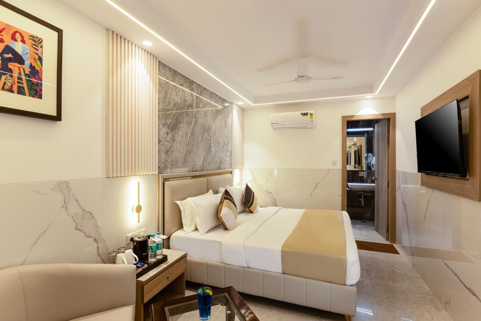 The Orion Era - Delhi Airport Hotel Nova Deli
