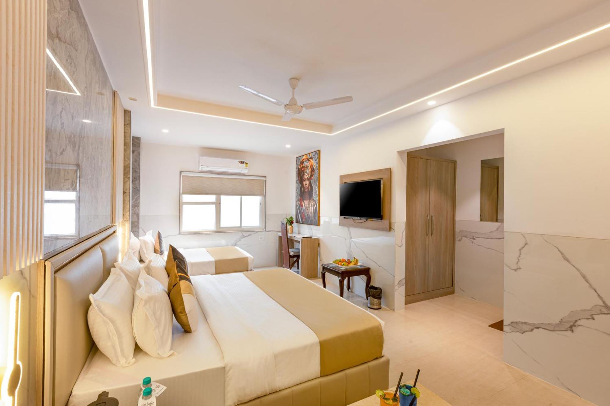 Hotel The Orion Era - Delhi Airport New Delhi