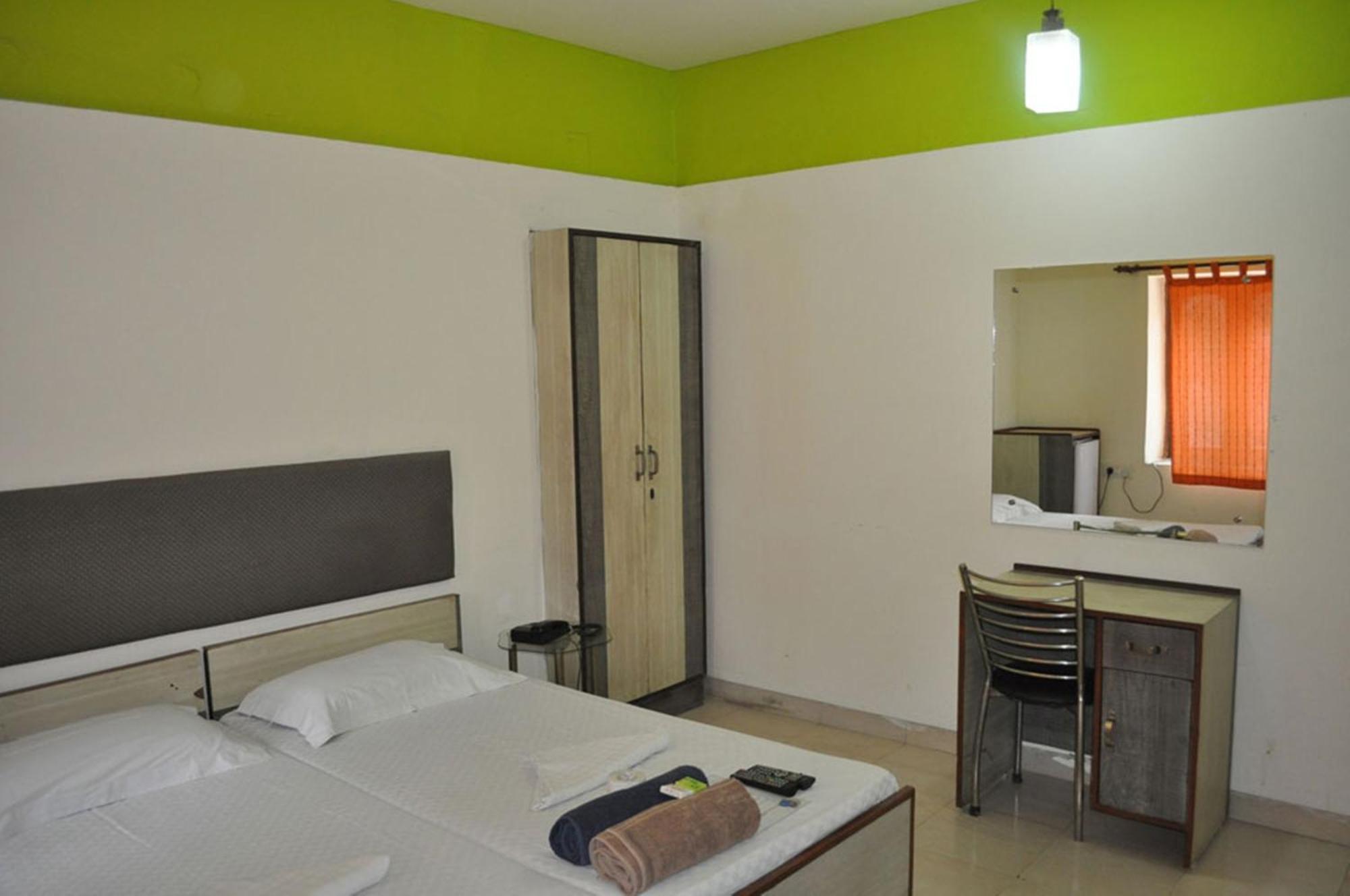 Hotel Shree Guru 3 Minute From New Delhi Railway Station * New Delhi
