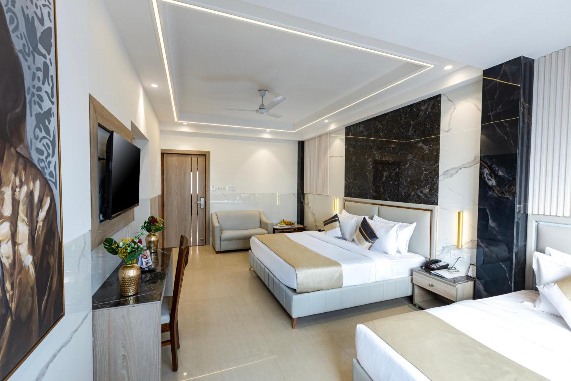 The Orion Era - Delhi Airport Hotel 4*