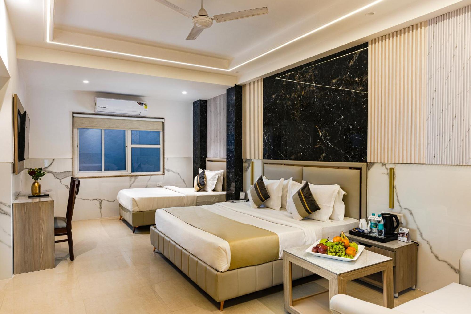 Hotel The Orion Era - Delhi Airport New Delhi