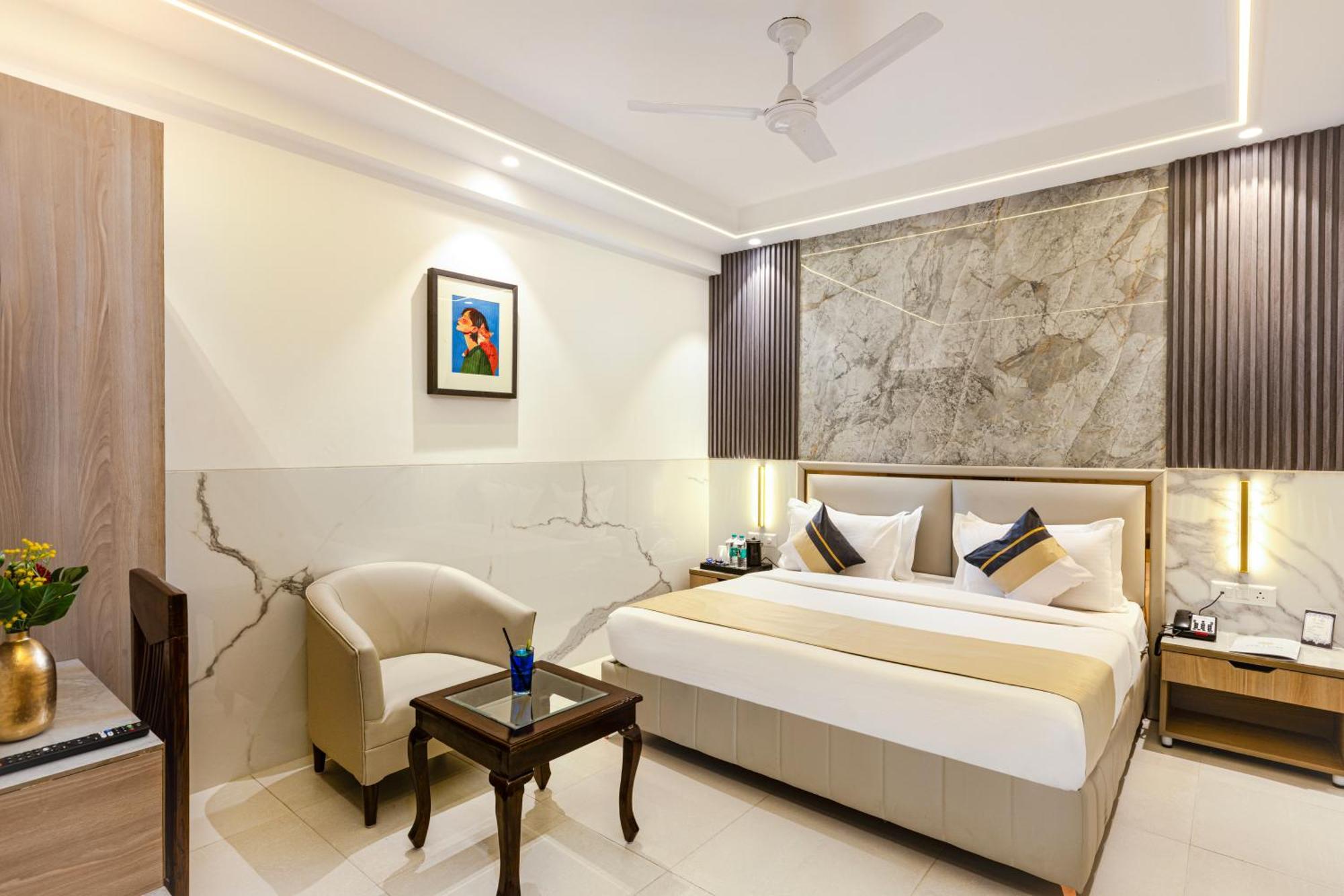 The Orion Era - Delhi Airport Hotel
