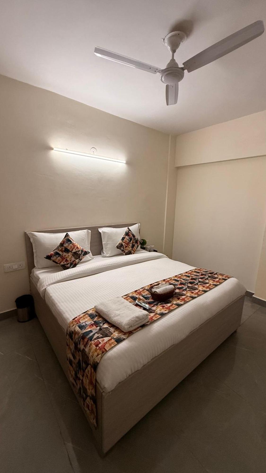 Ivaan Homes Opposite To Iskcon Temple East Of Kailash New Delhi