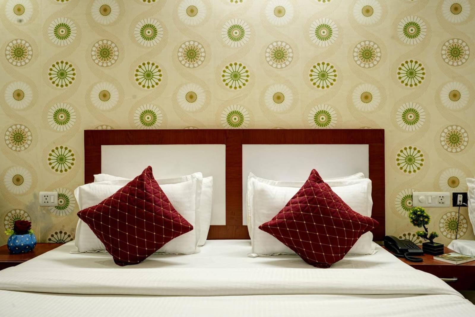 Airport Vijay Palace Near Aerocity Delhi Airport