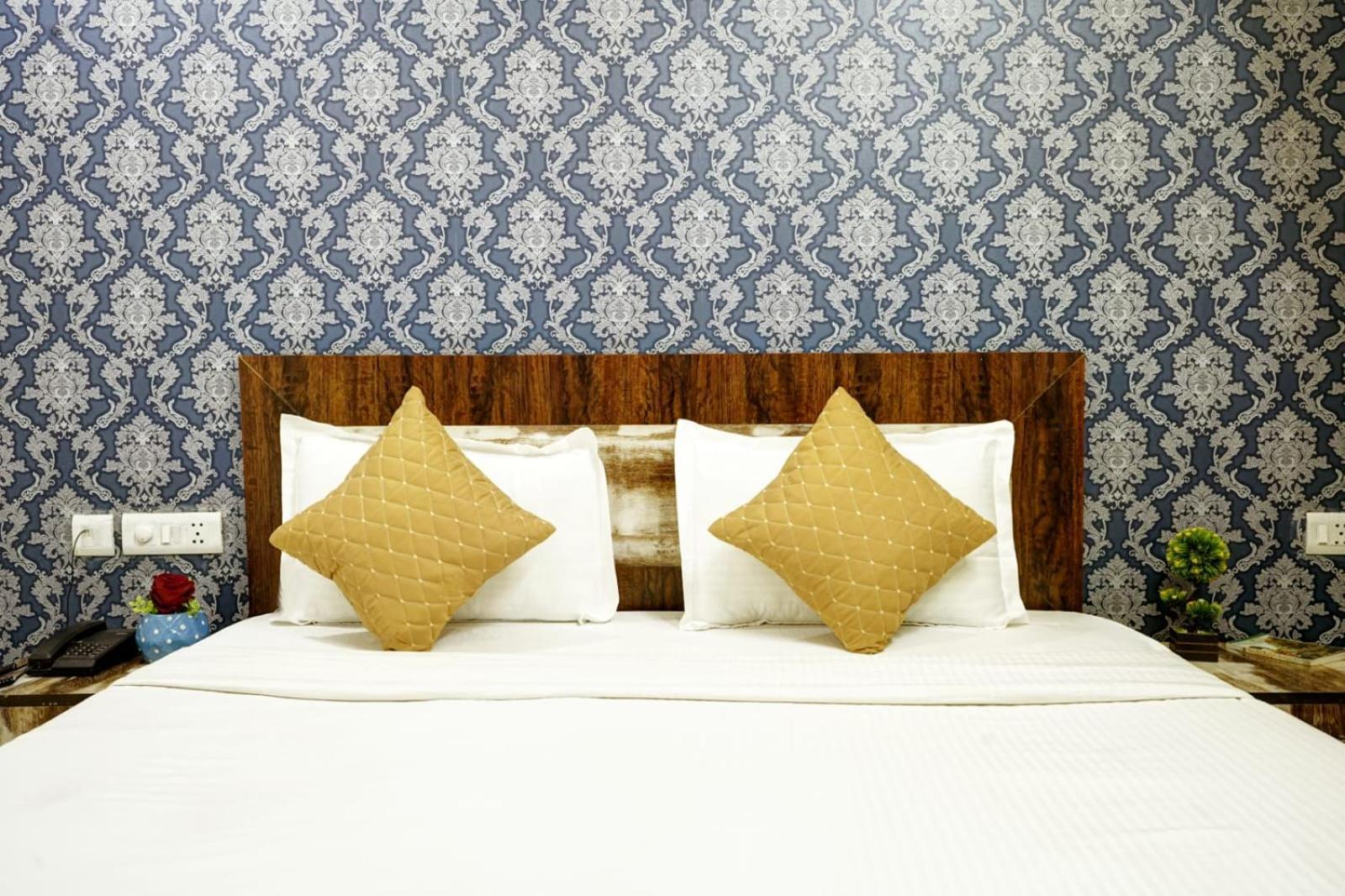 Hotel Airport Vijay Palace Near Aerocity Delhi Airport Nova Deli