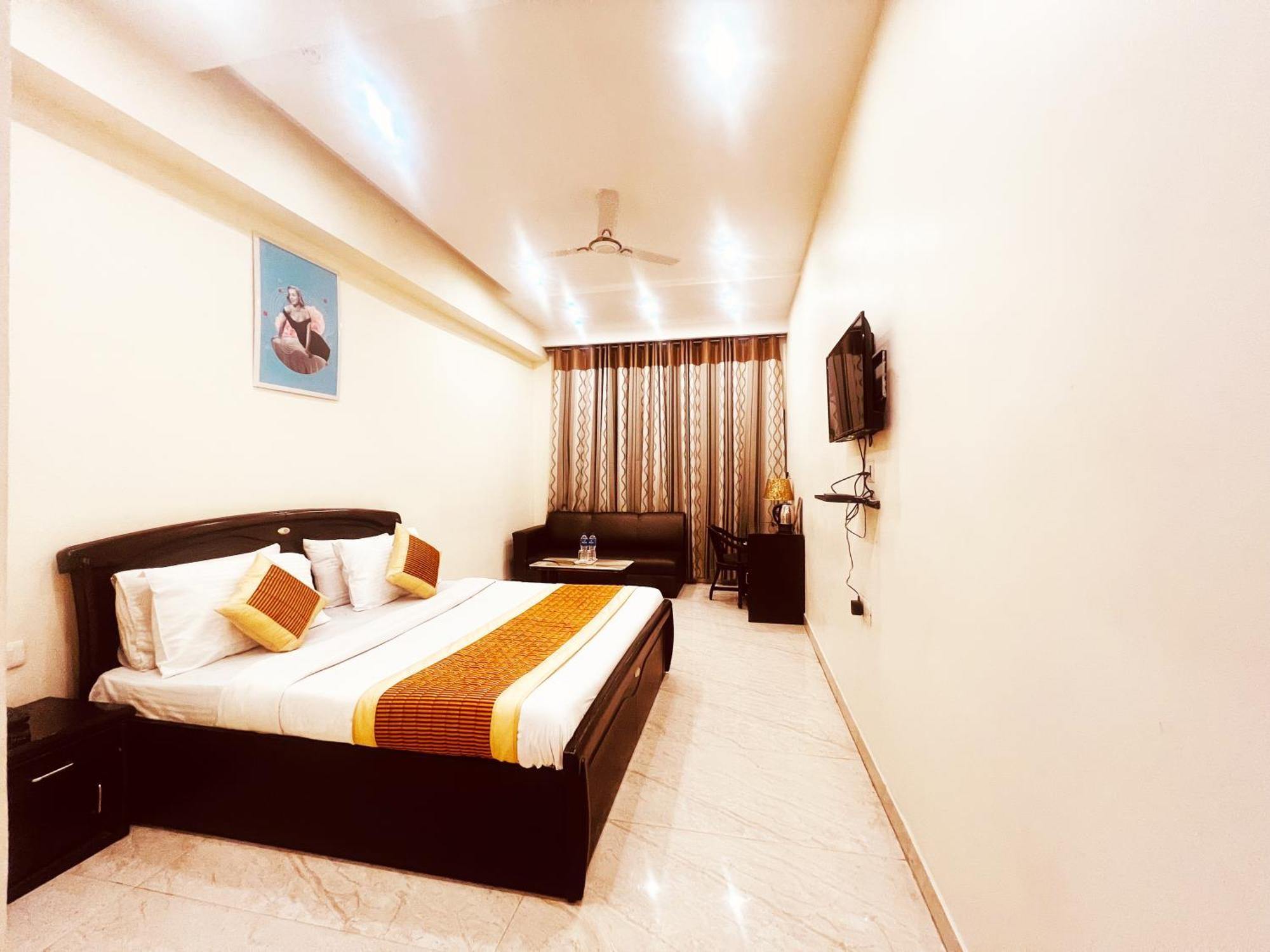 Hotel Lagoona And Banquet Hall New Delhi