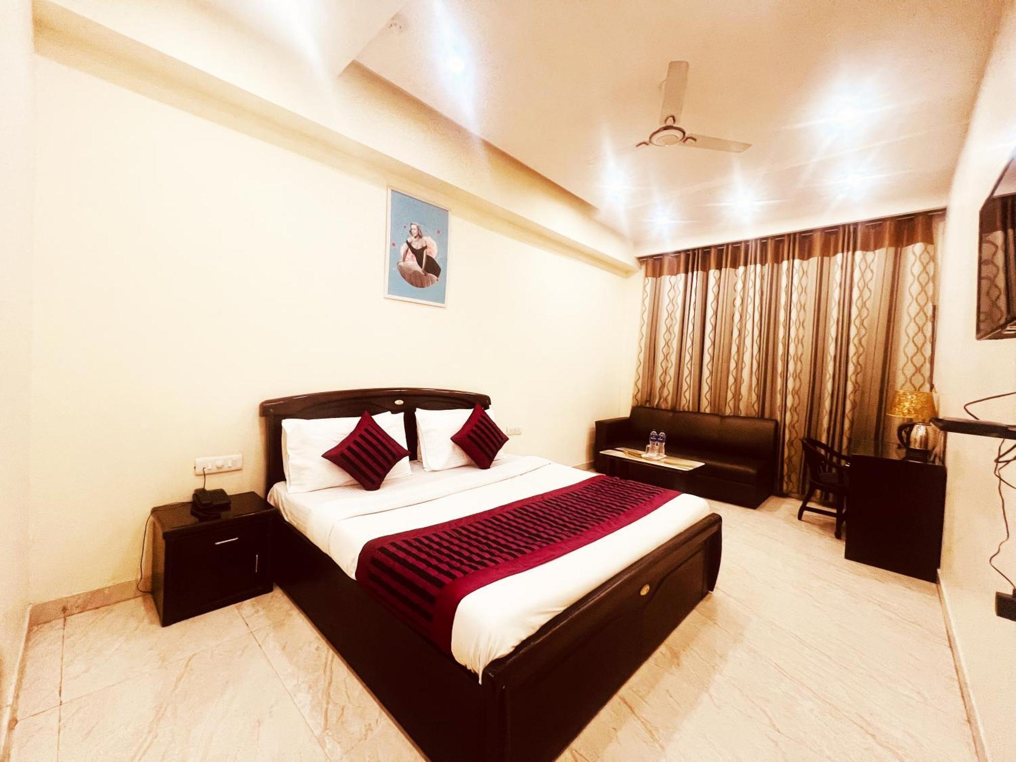 Hotel Lagoona And Banquet Hall New Delhi