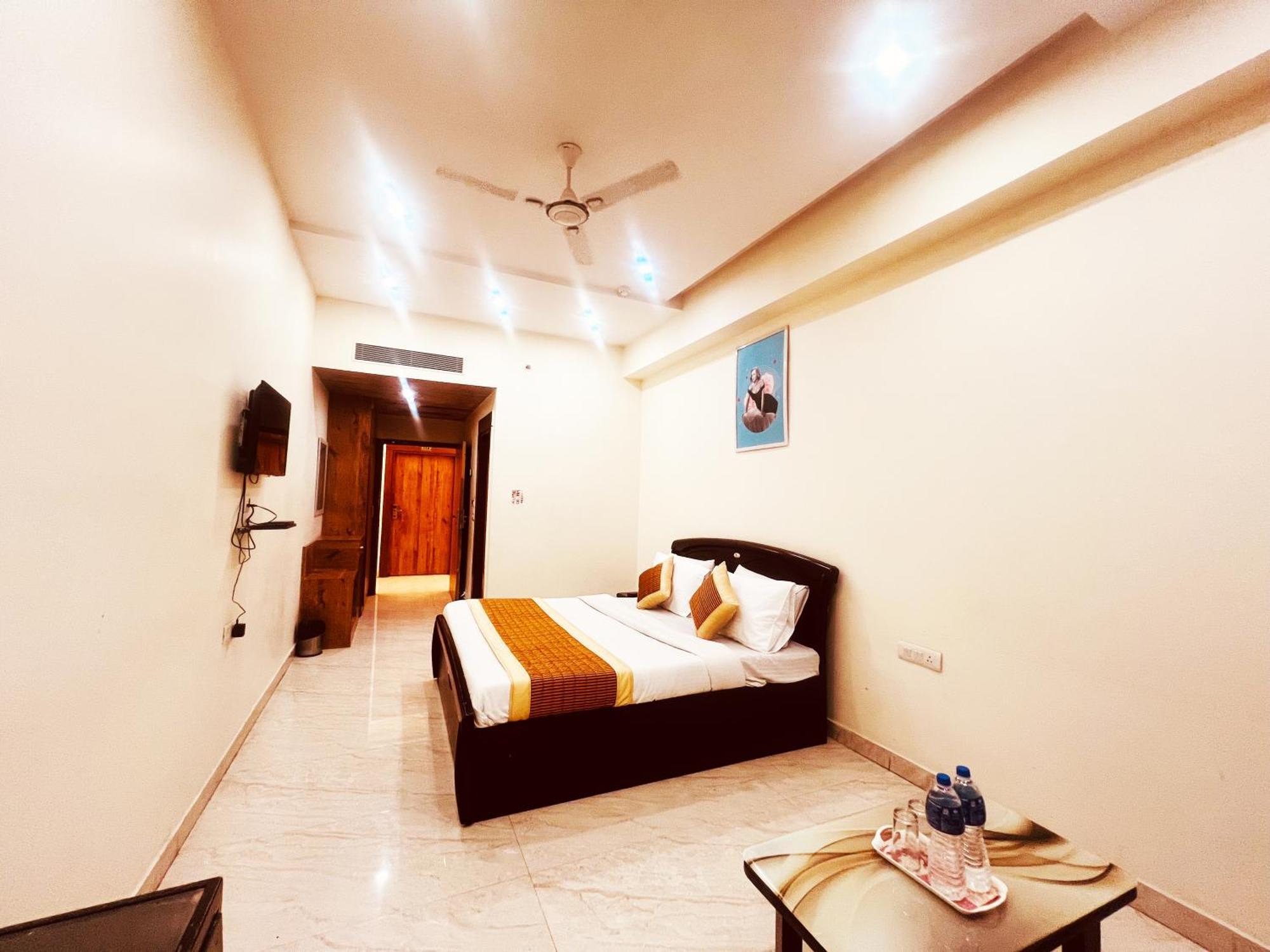 Lagoona And Banquet Hall New Delhi