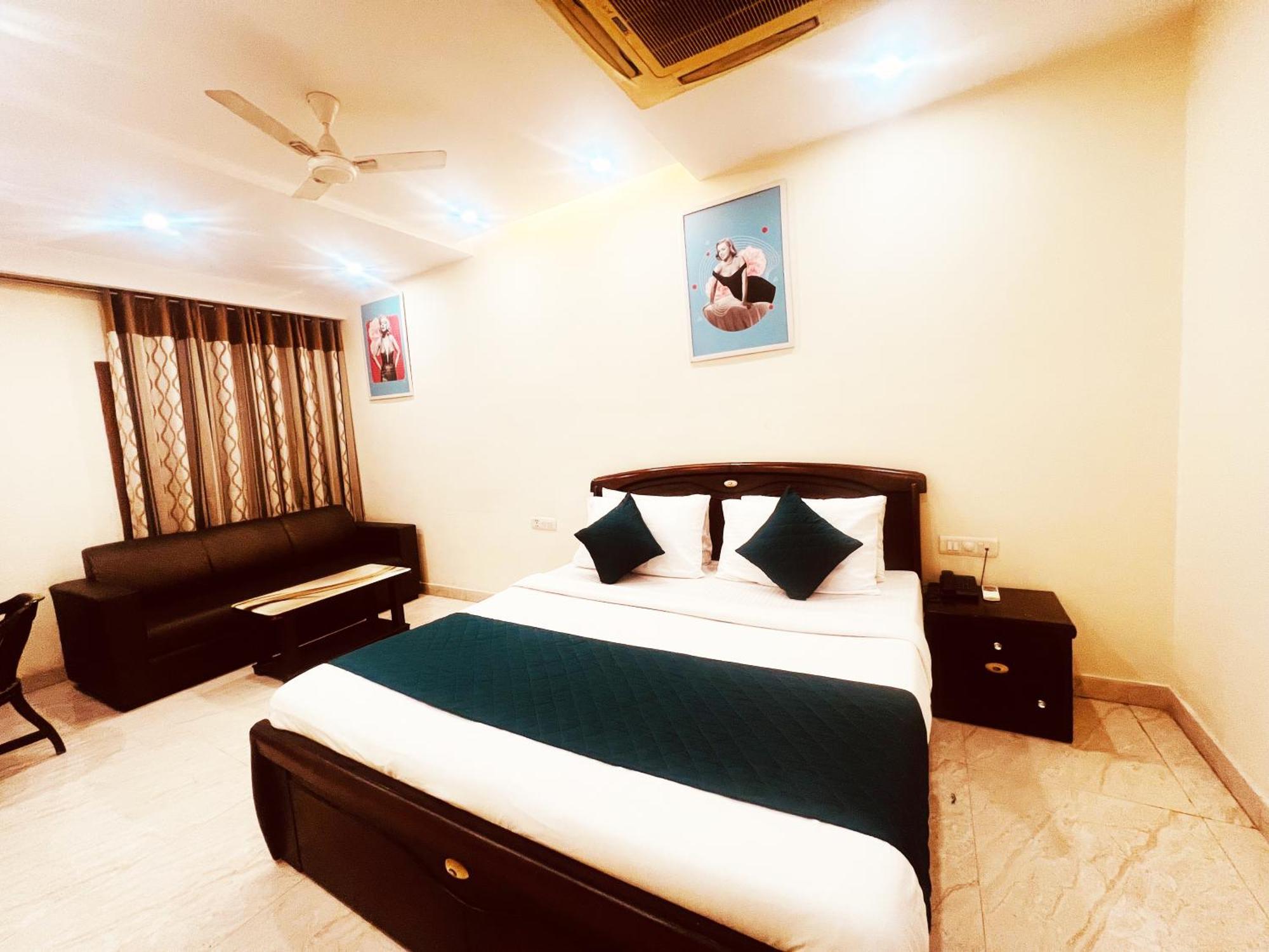 Lagoona And Banquet Hall Hotel 3*