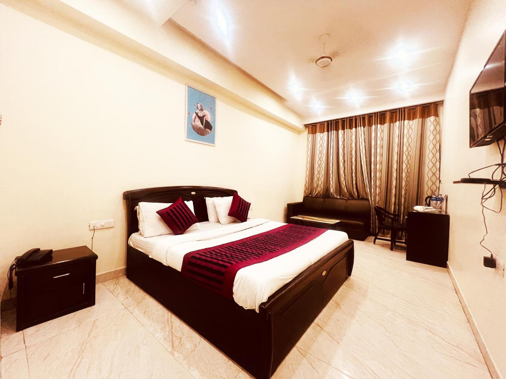 Hotel Lagoona And Banquet Hall New Delhi