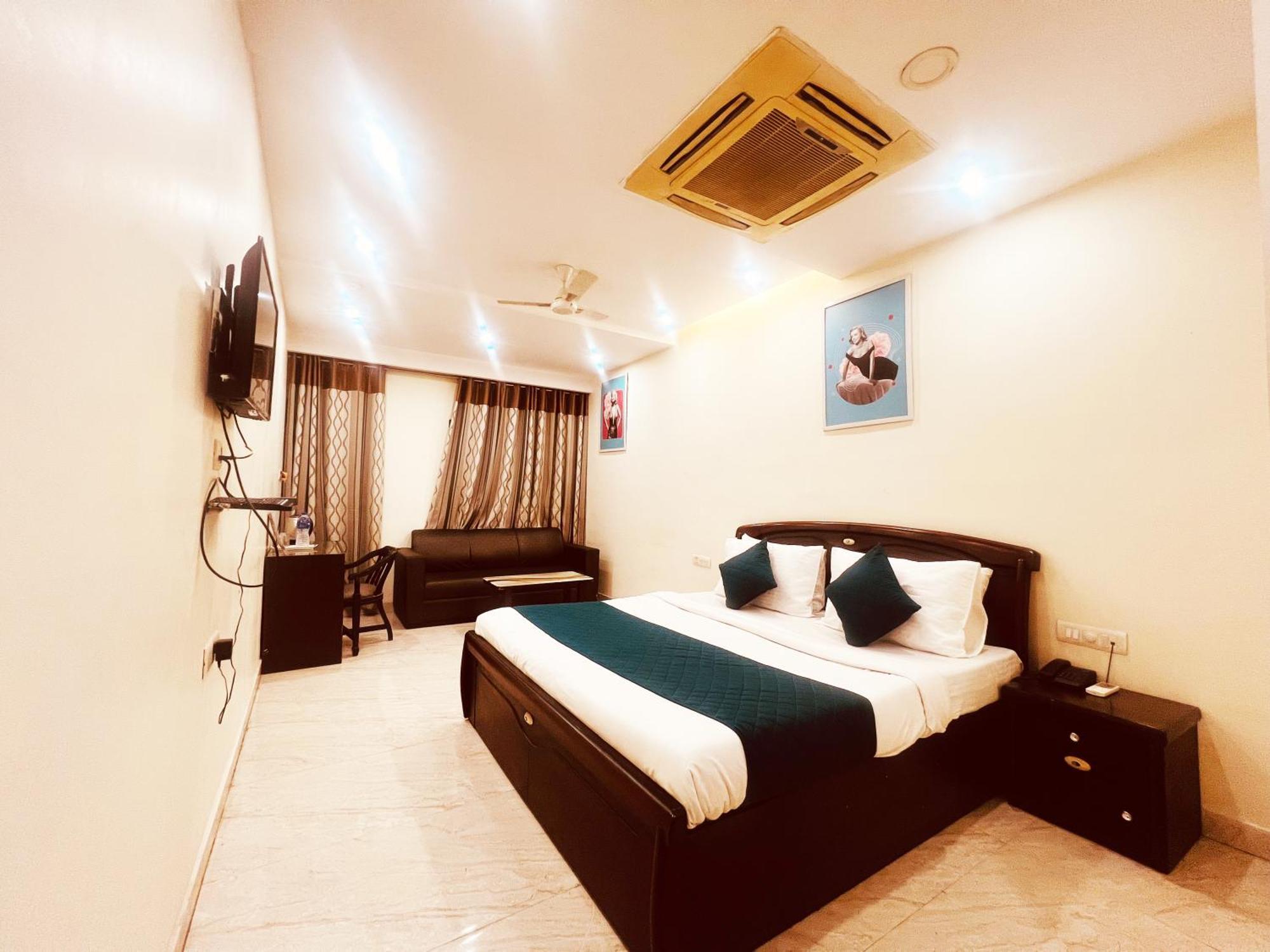Lagoona And Banquet Hall Hotel 3*