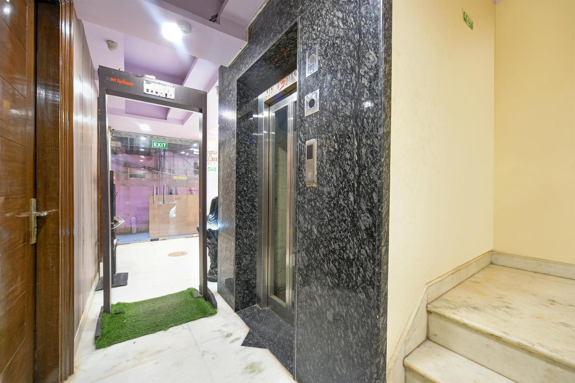 Hotel Bhartia - Train Station New Delhi
