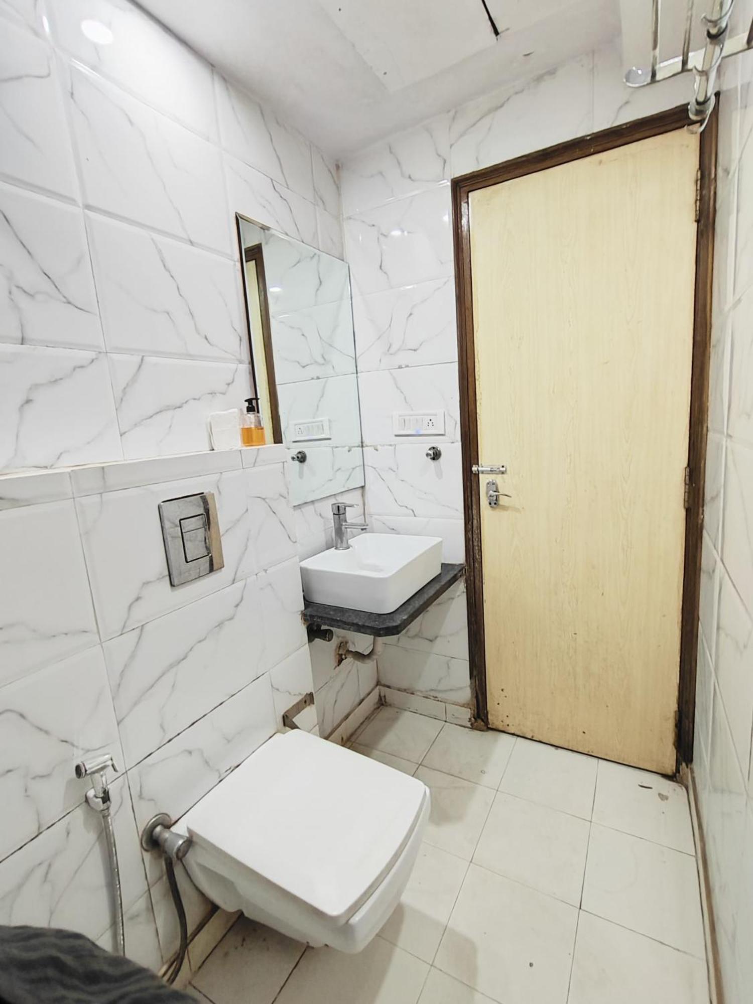 Saffron Paharganj Bed & Breakfast