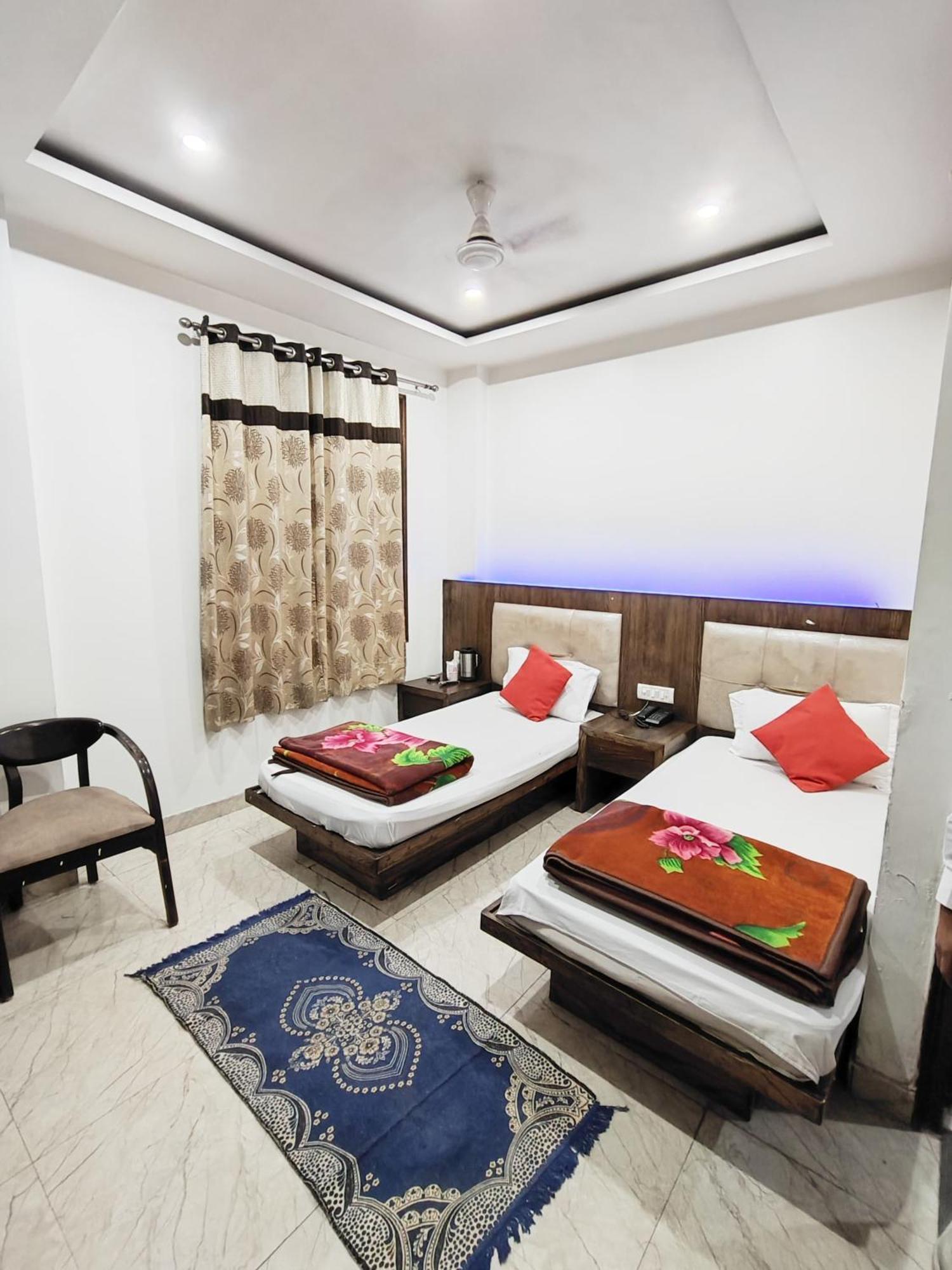 Saffron Paharganj New Delhi