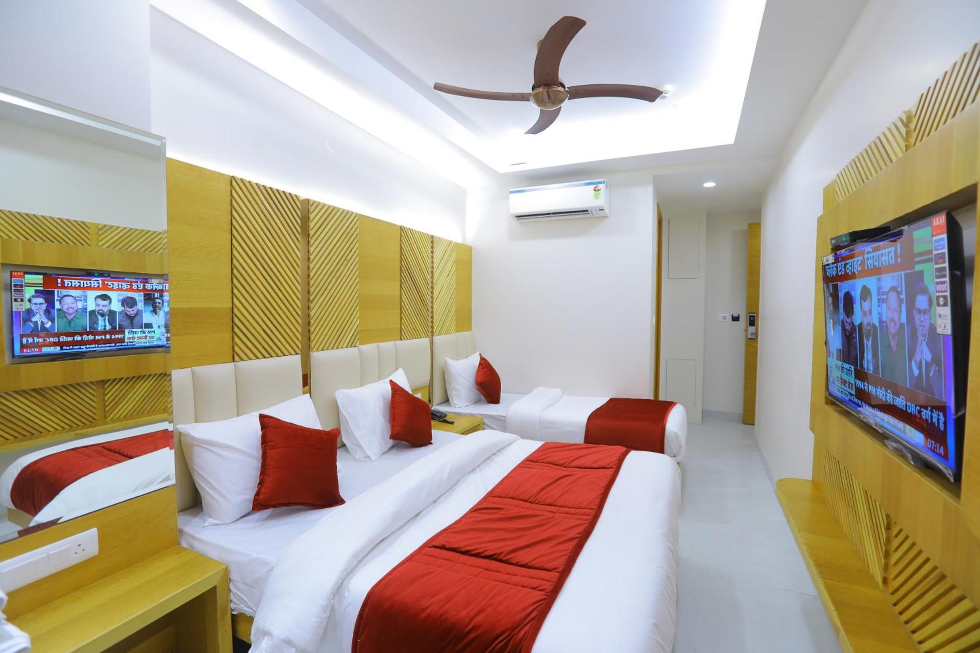 Hotel Glitz - Walk In From Railway Station Nova Deli