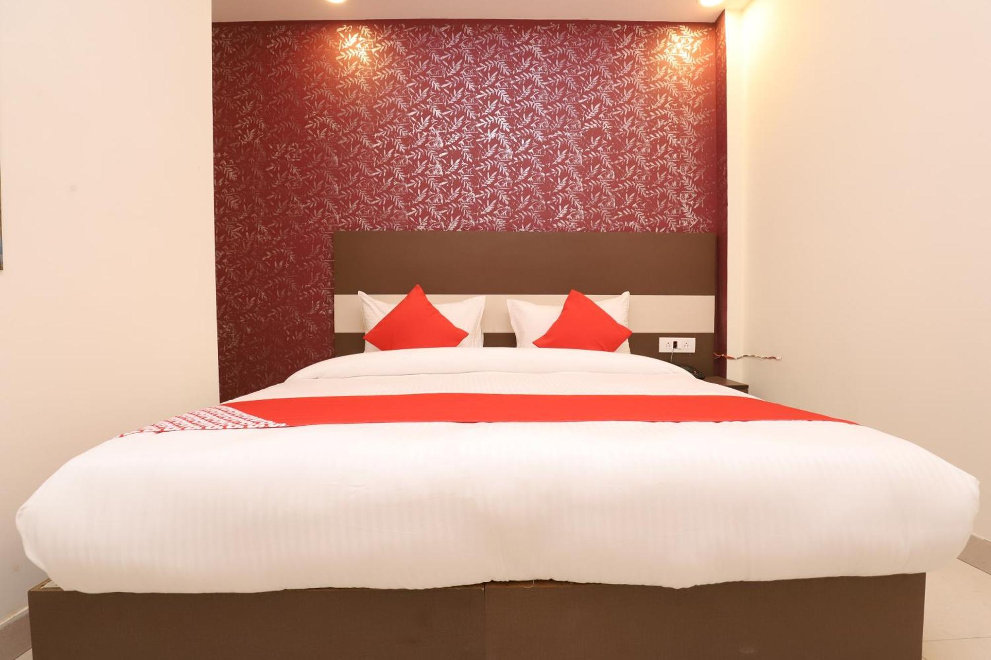 Hotel O Prime Palace New Delhi
