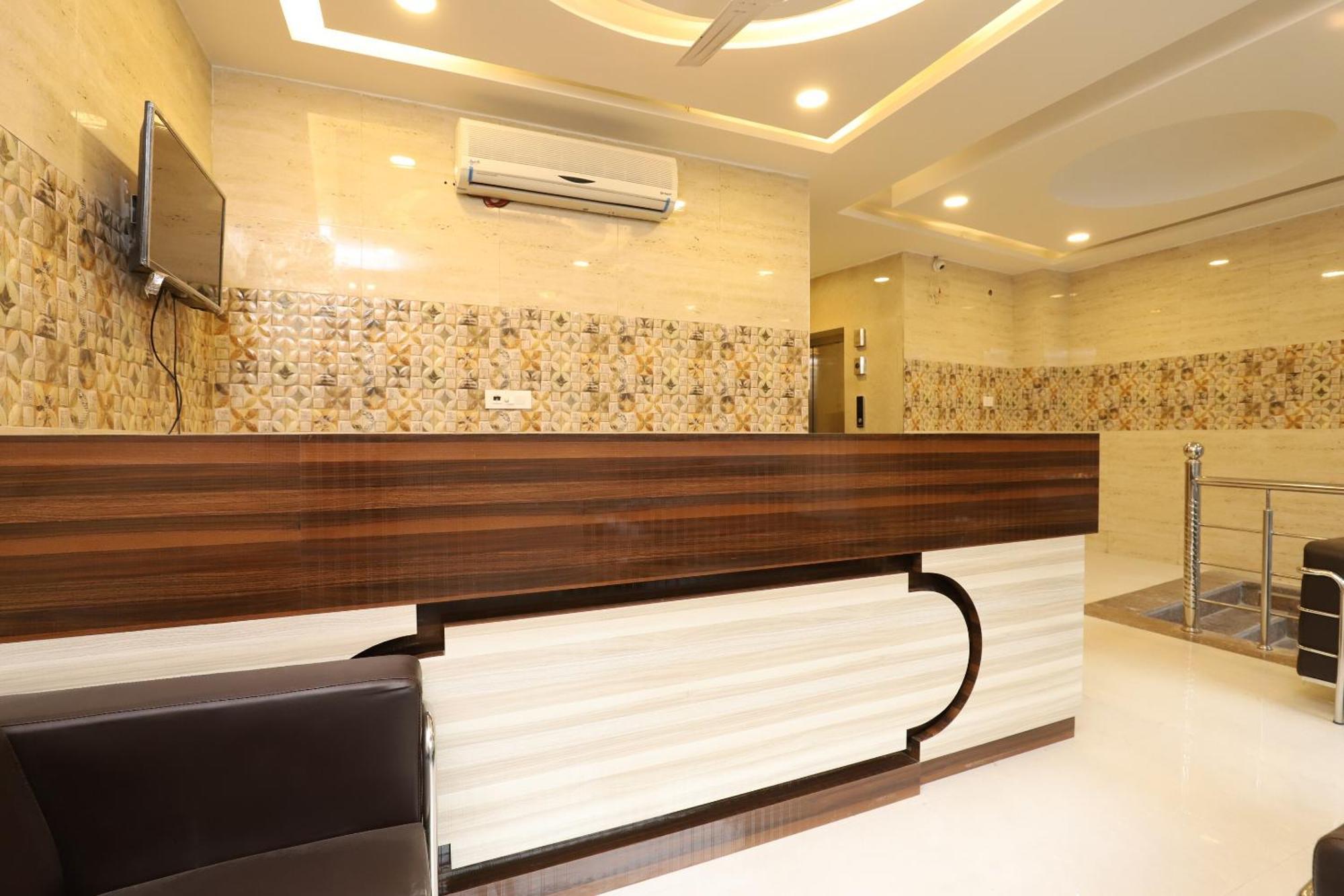 O Prime Palace Hotel New Delhi