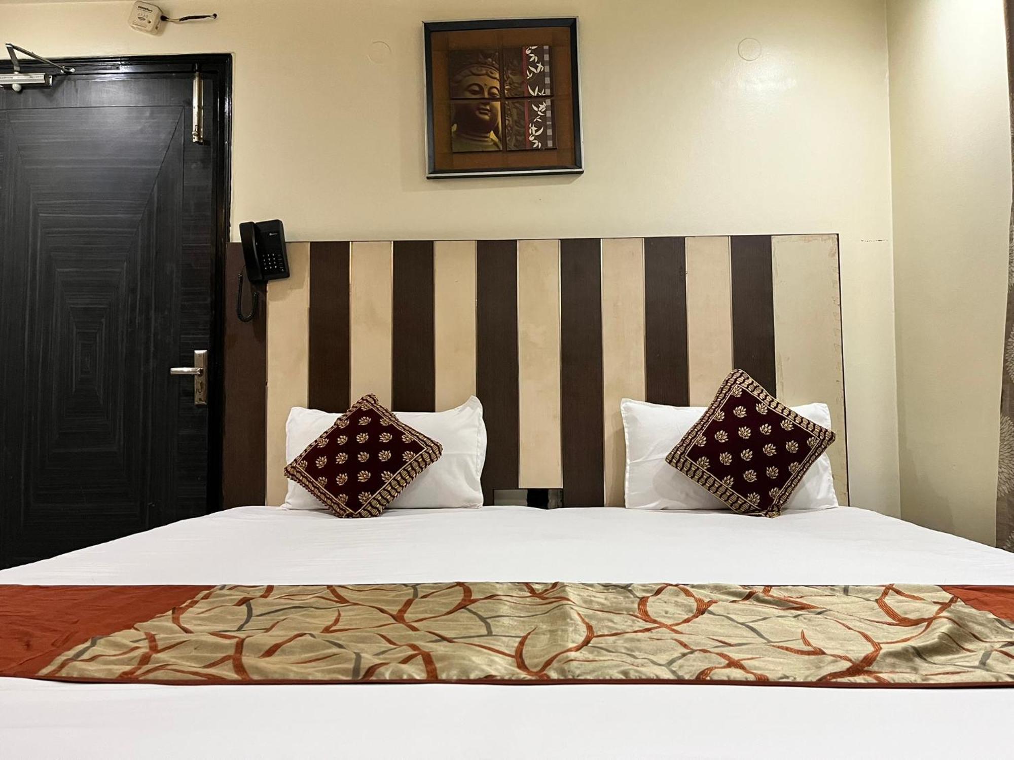 Trio Intercontinental - Patel Nagar