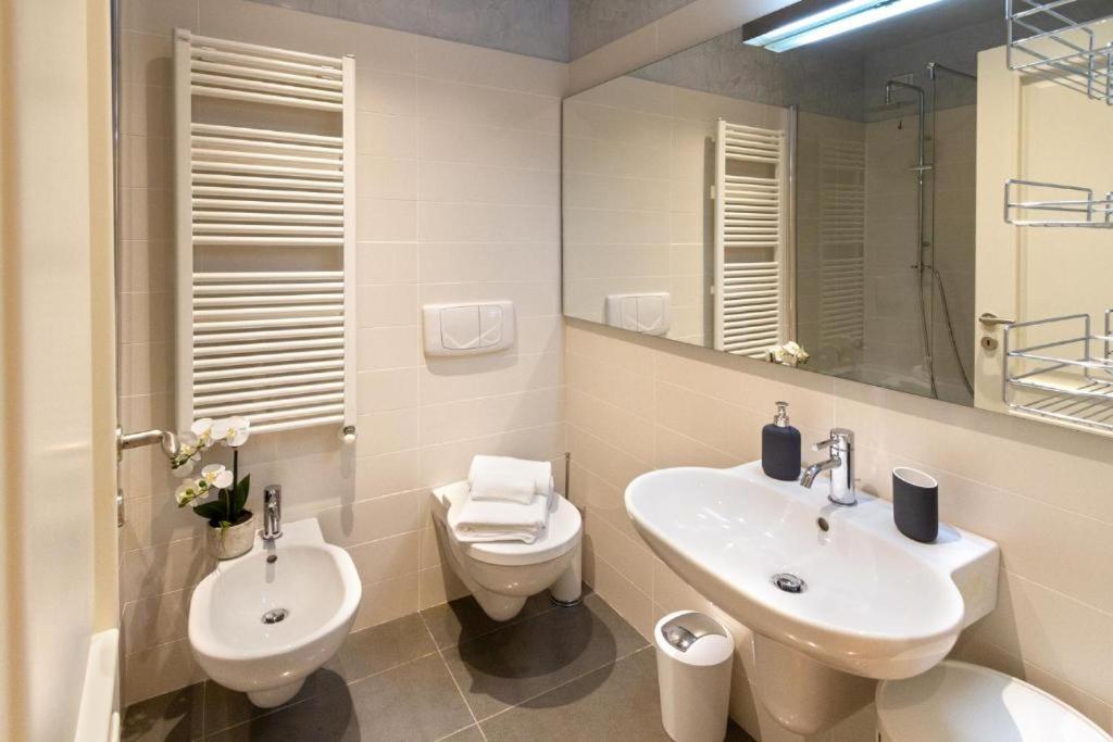 Tu Casa International Near Delhi Airport 4*