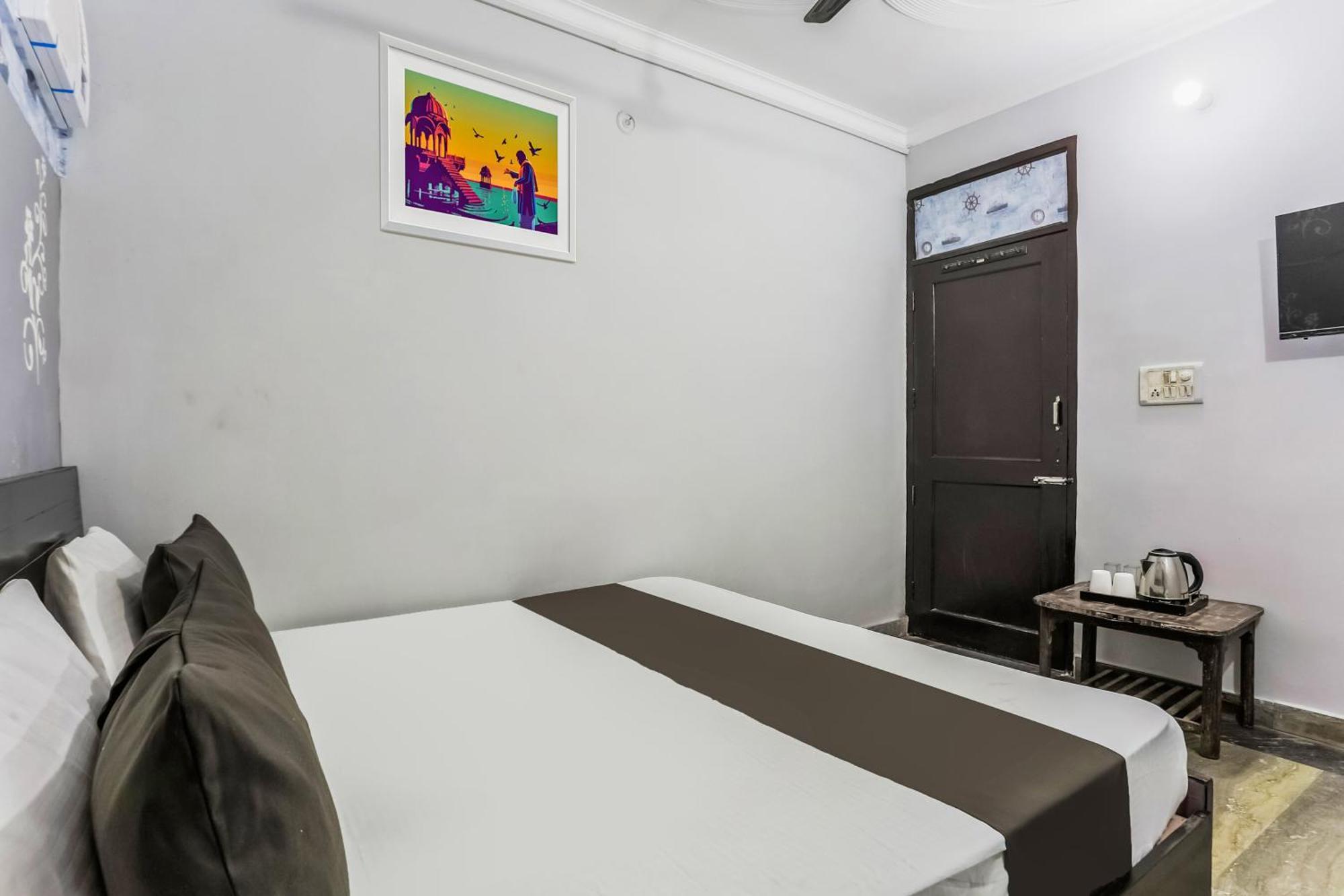 Hotel O Town Delhi (National Capital Territory of India)