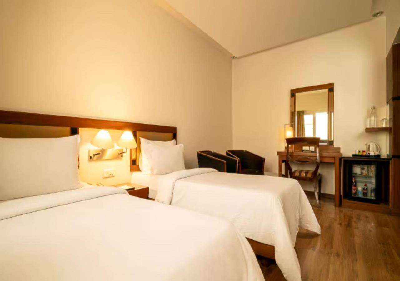 Hotel Empire Suites Hotel New Delhi