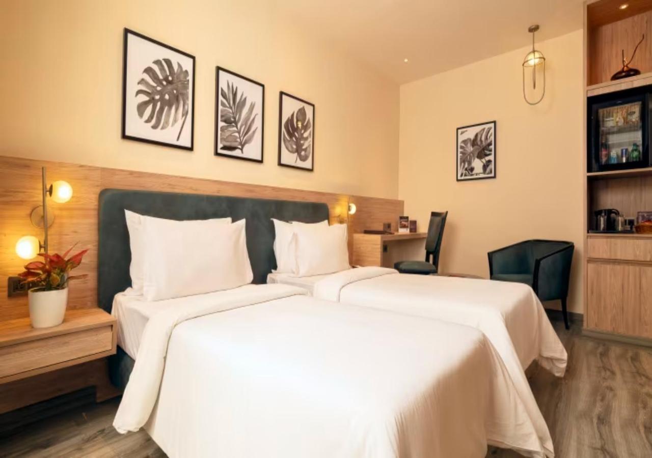 Hotel Empire Suites Hotel 4*