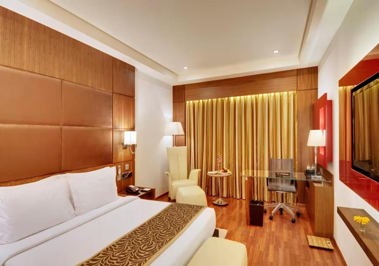 Hotel Empire Suites Hotel New Delhi