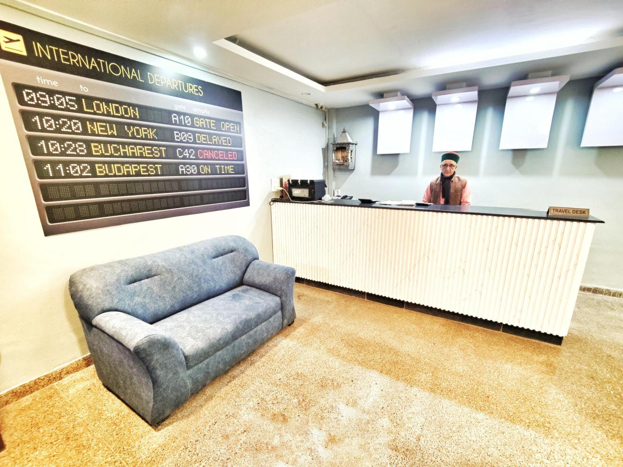Hotel Aditya Delhi Airport New Delhi