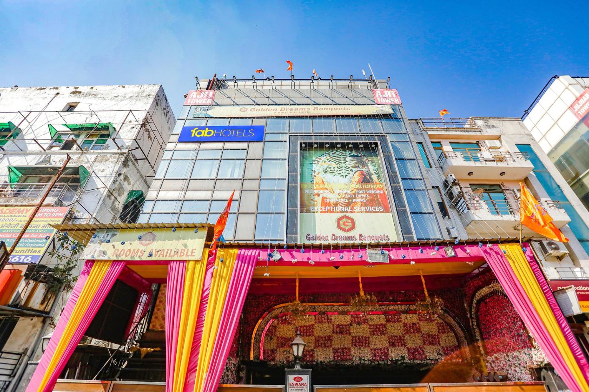 Hotel Fabhotel Rs Golden - Nr Nehru Place Market