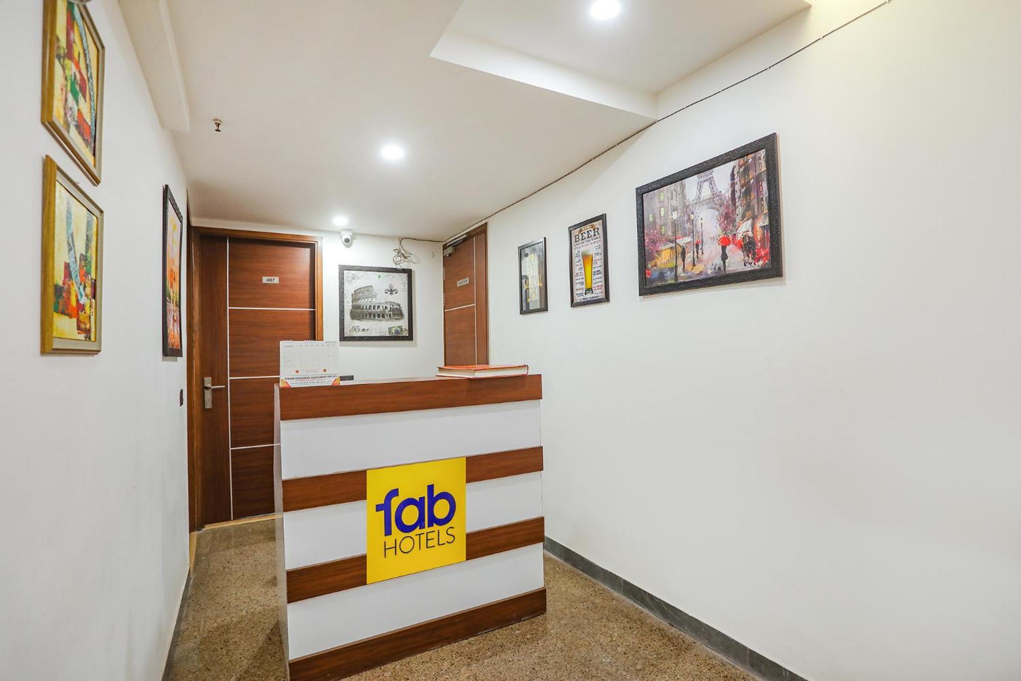 Fabhotel Rs Golden - Nr Nehru Place Market 3* Nova Deli