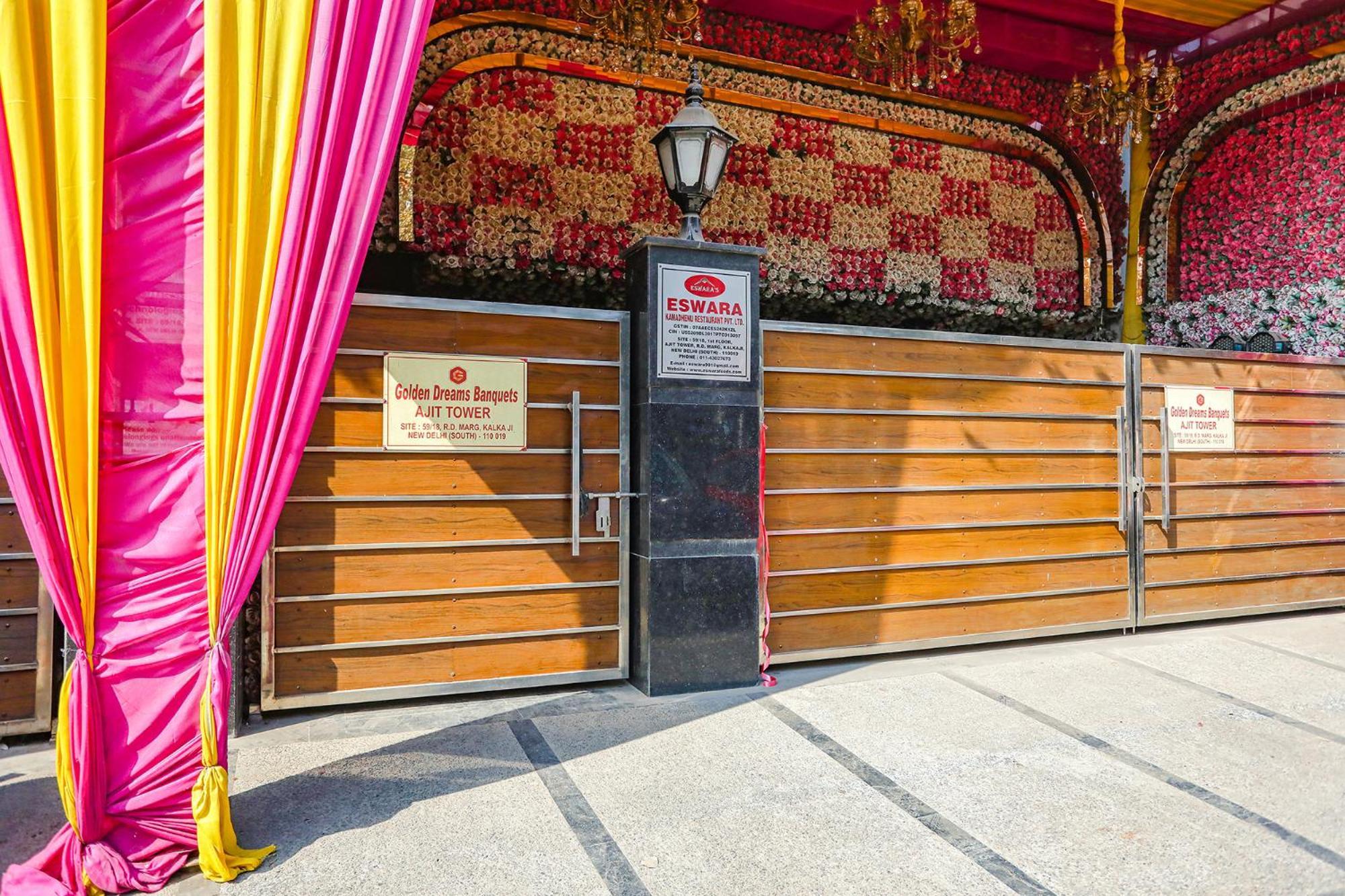 Hotel Fabhotel Rs Golden - Nr Nehru Place Market Nova Deli
