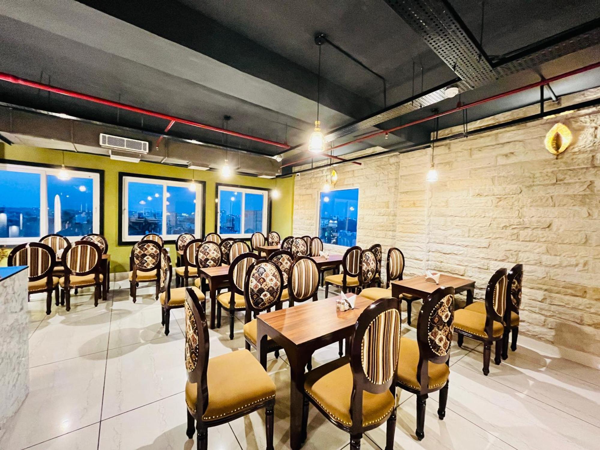 Hotel South Haven Residency Near Hauz Khas