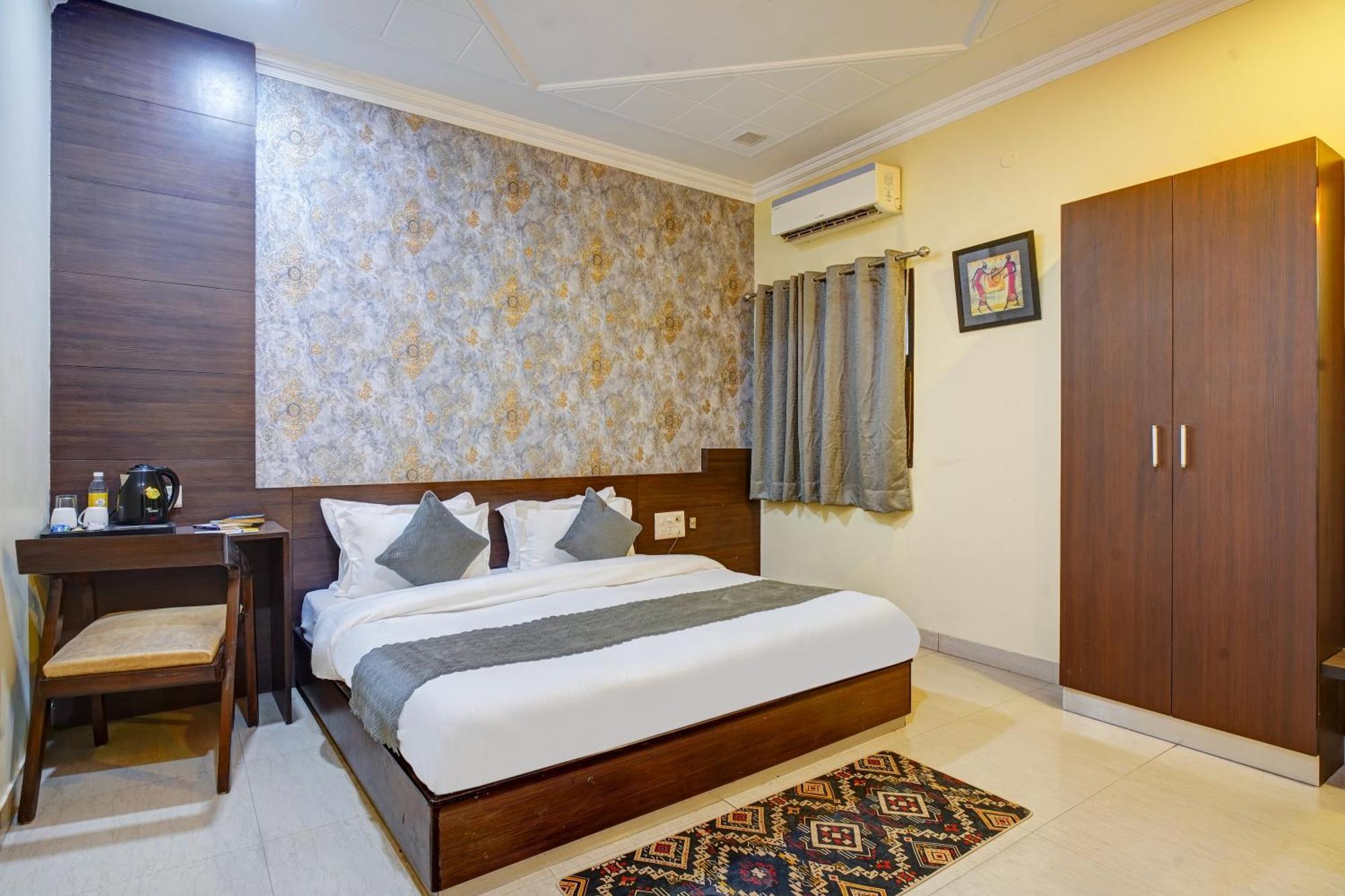 Hotel Shyama By Rivlet 3*