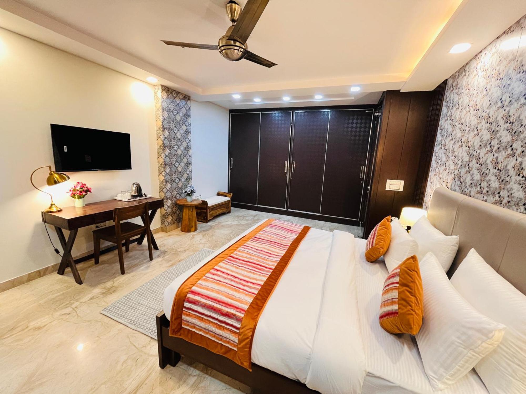 South Haven Residency Near Hauz Khas Hotel New Delhi