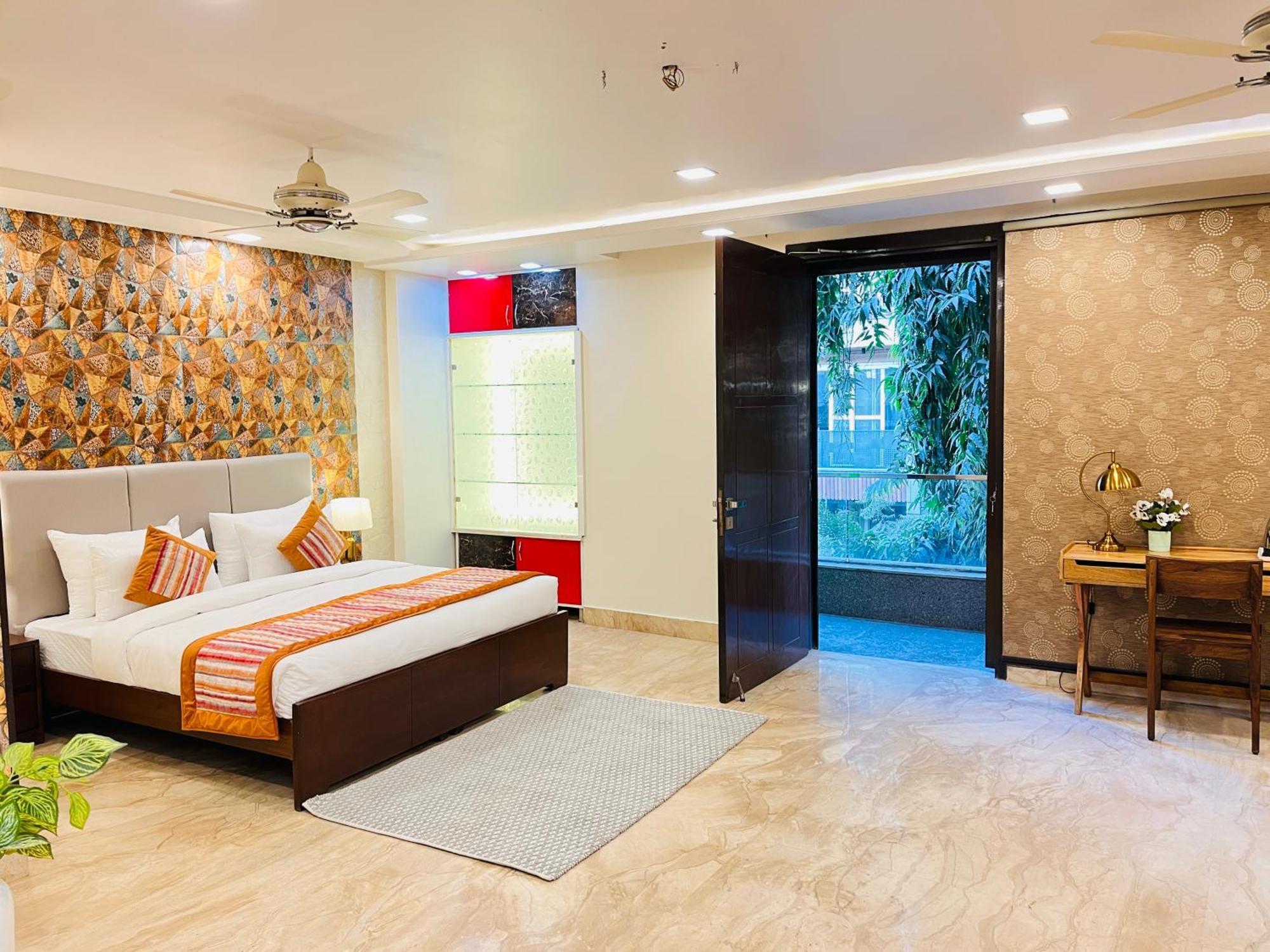 South Haven Residency Near Hauz Khas 3* New Delhi