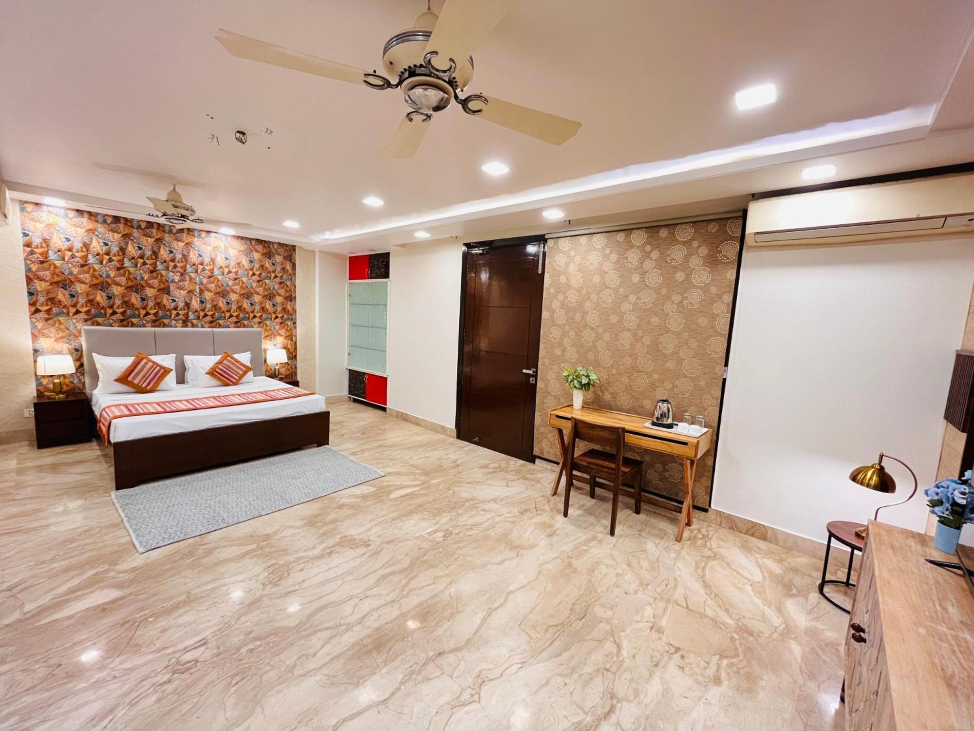 South Haven Residency Near Hauz Khas Hotel