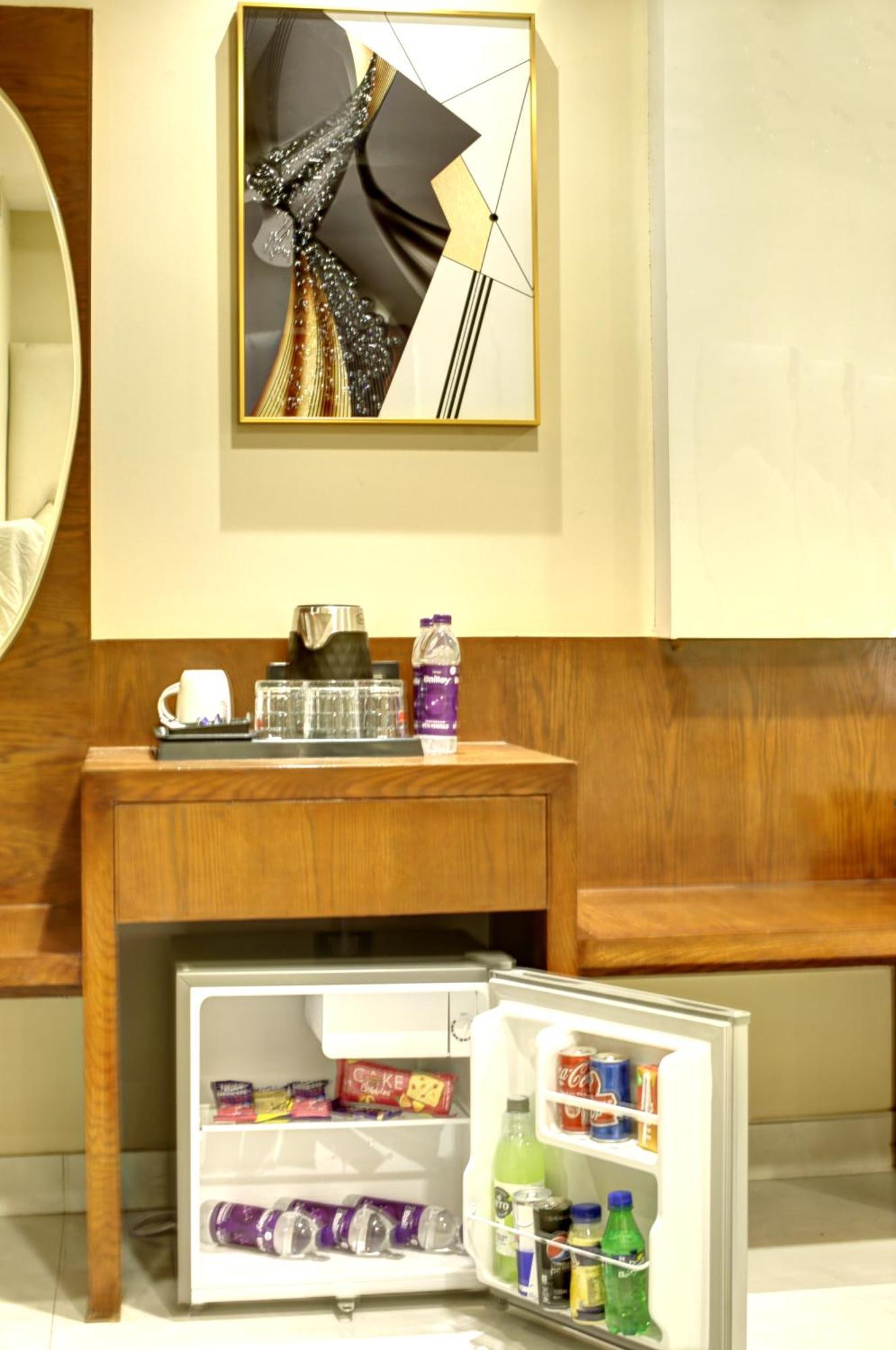 Hotel The Leena Interntional-Traveller'S Choice Top Winner 2025 4*