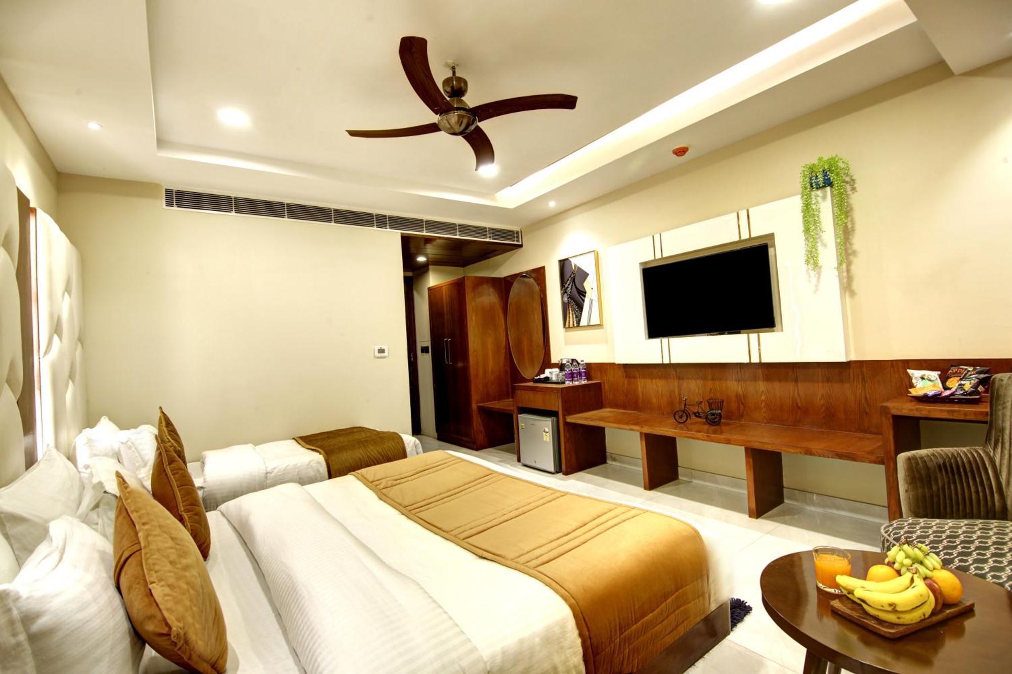 The Leena Interntional-Traveller'S Choice Top Winner 2025 Hotel 4*