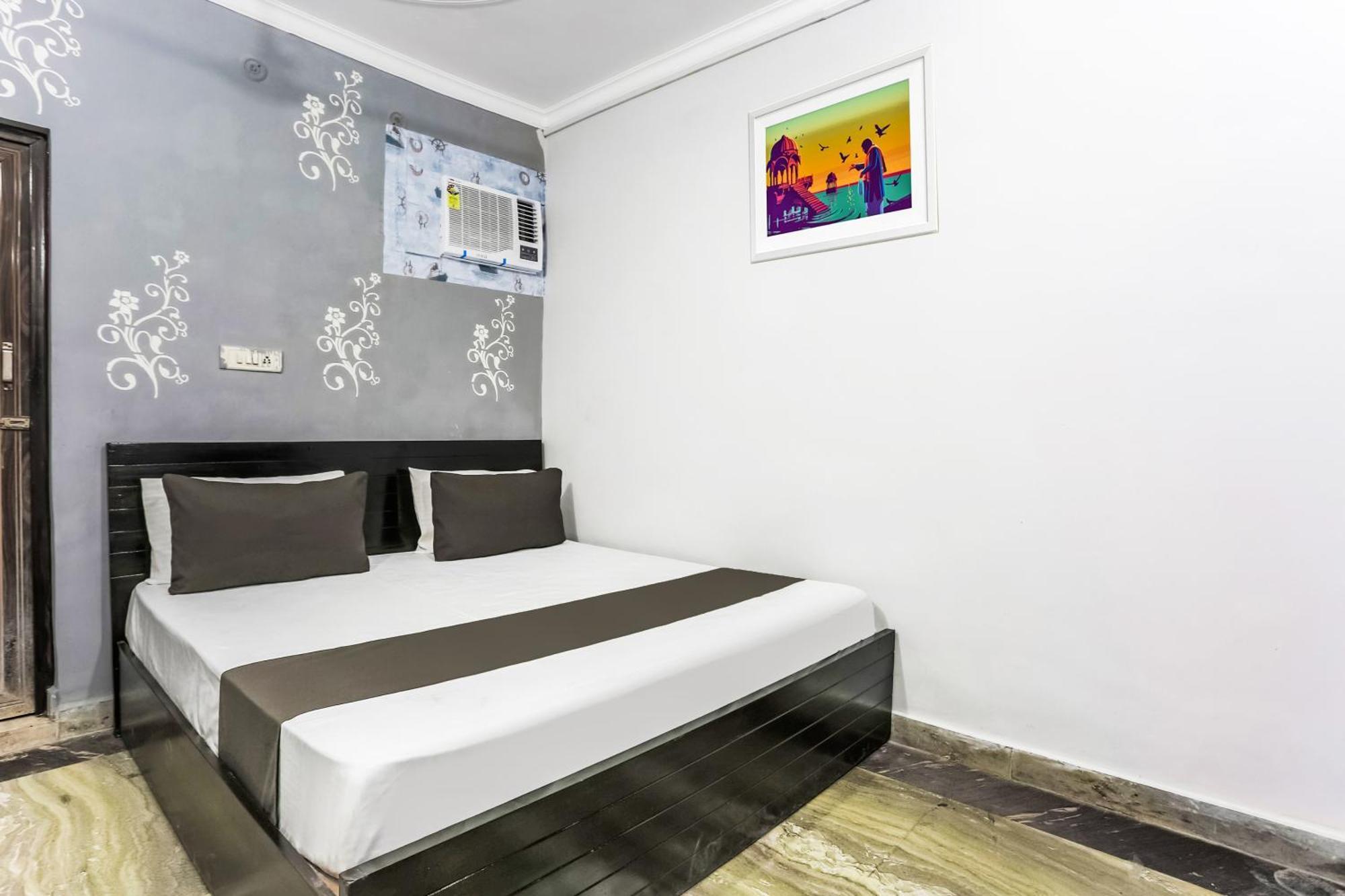 Hotel O Town Delhi (National Capital Territory of India)