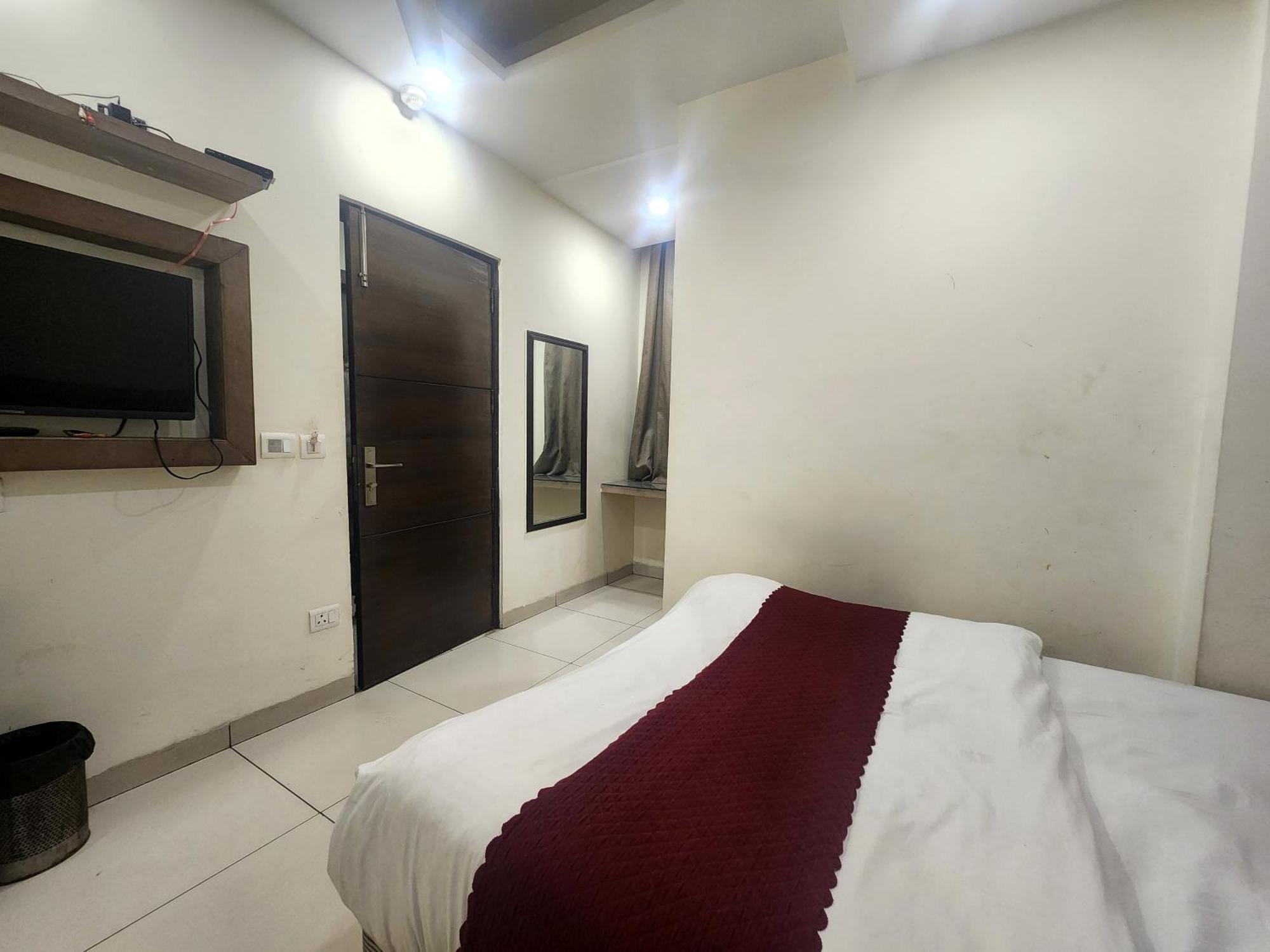 Hotel Merry Gold 3*