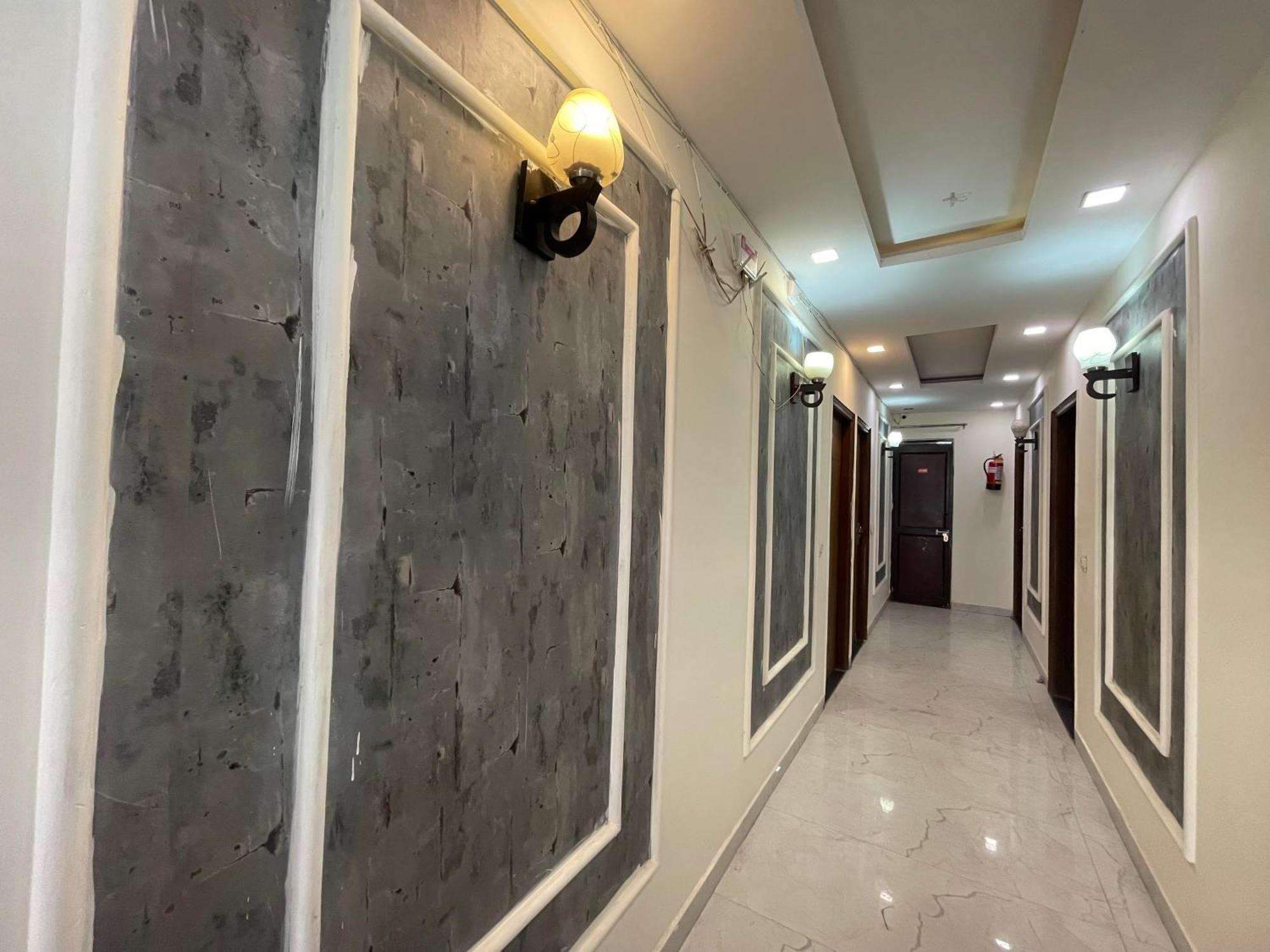 Hotel Heaven Near Pacific Mall Subhash Nagar