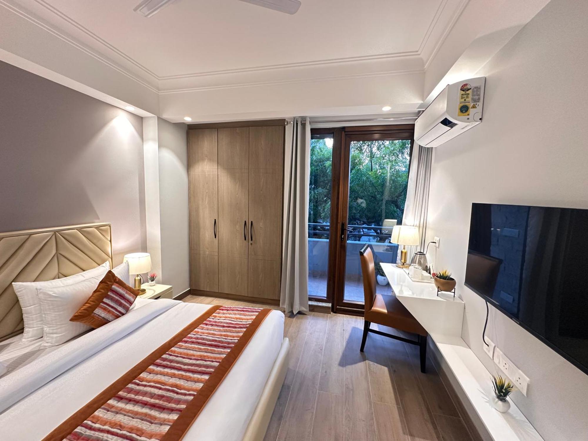 South Ex Residency - South Ex Near Aiims Delhi - Couple Friendly Hotel 3*