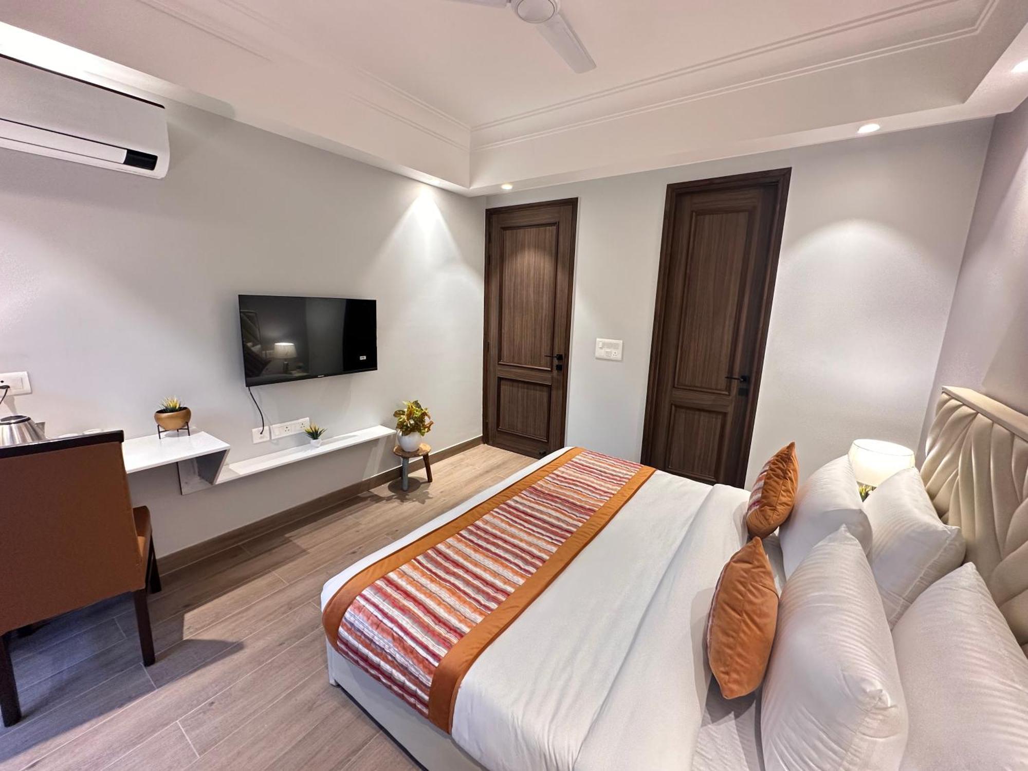 South Ex Residency - South Ex Near Aiims Delhi - Couple Friendly Hotel 3*