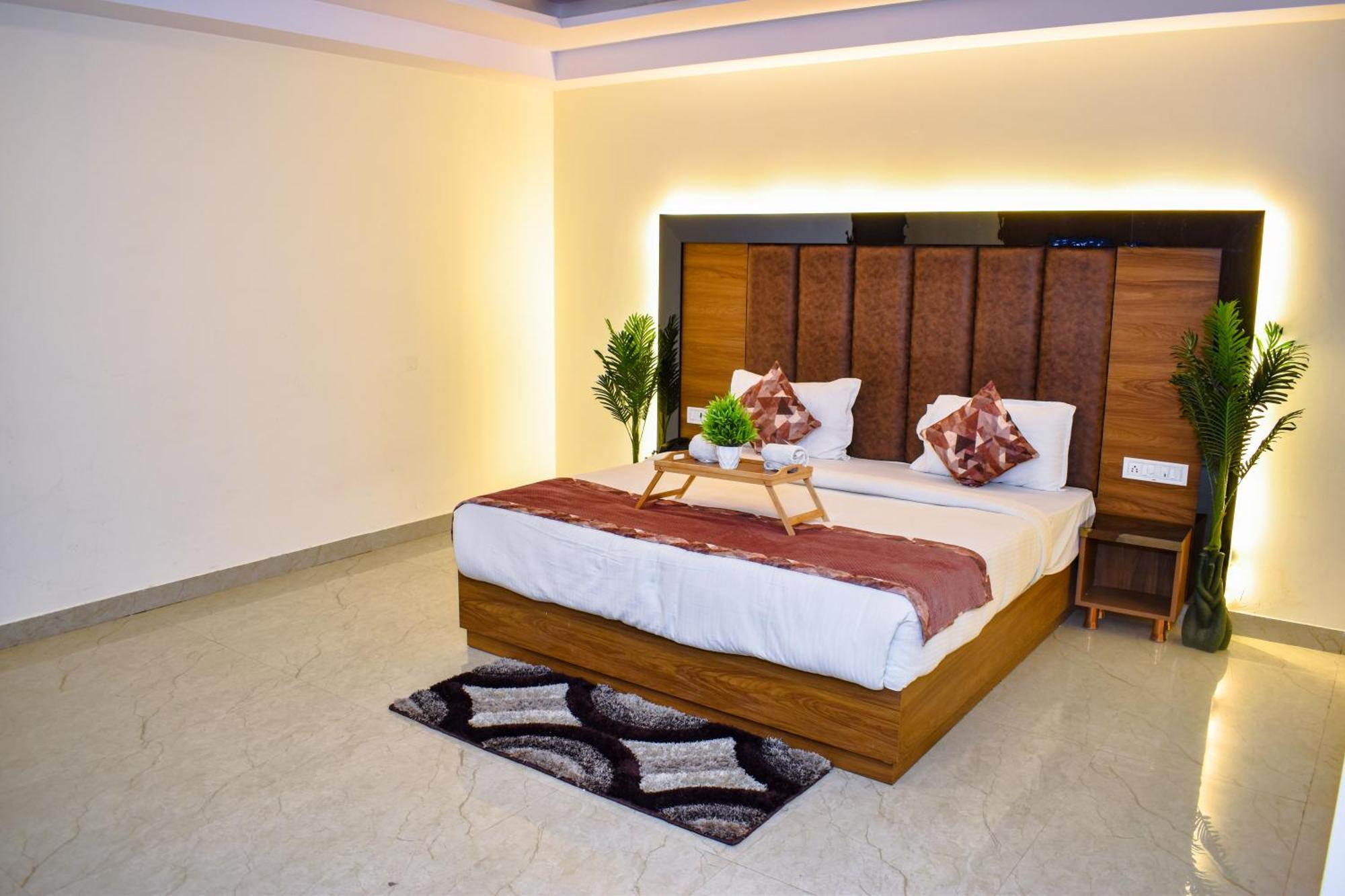 Hotel Yash Palace 3*